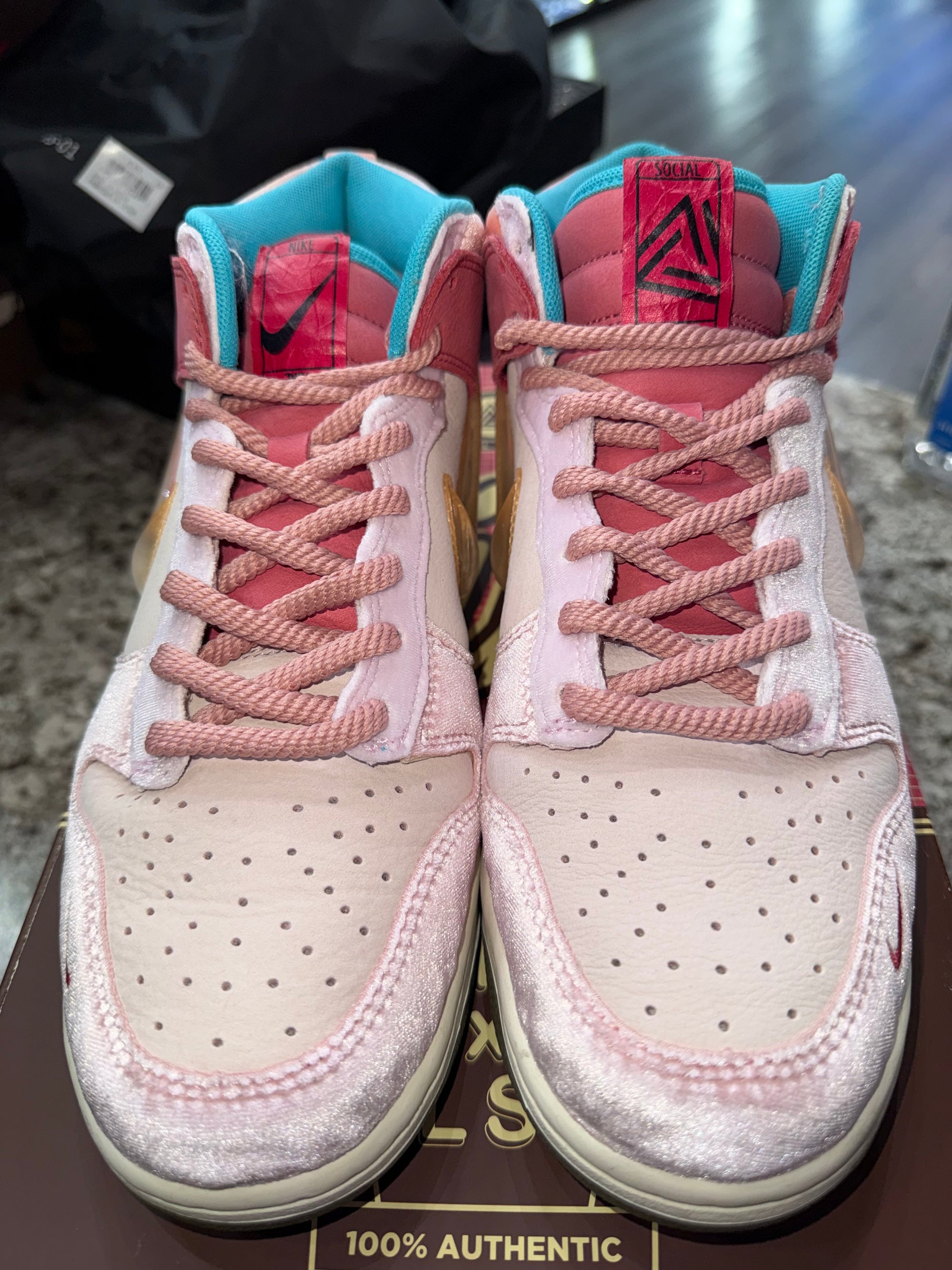 Nike Dunk Mid Social Status Free Lunch Strawberry Milk