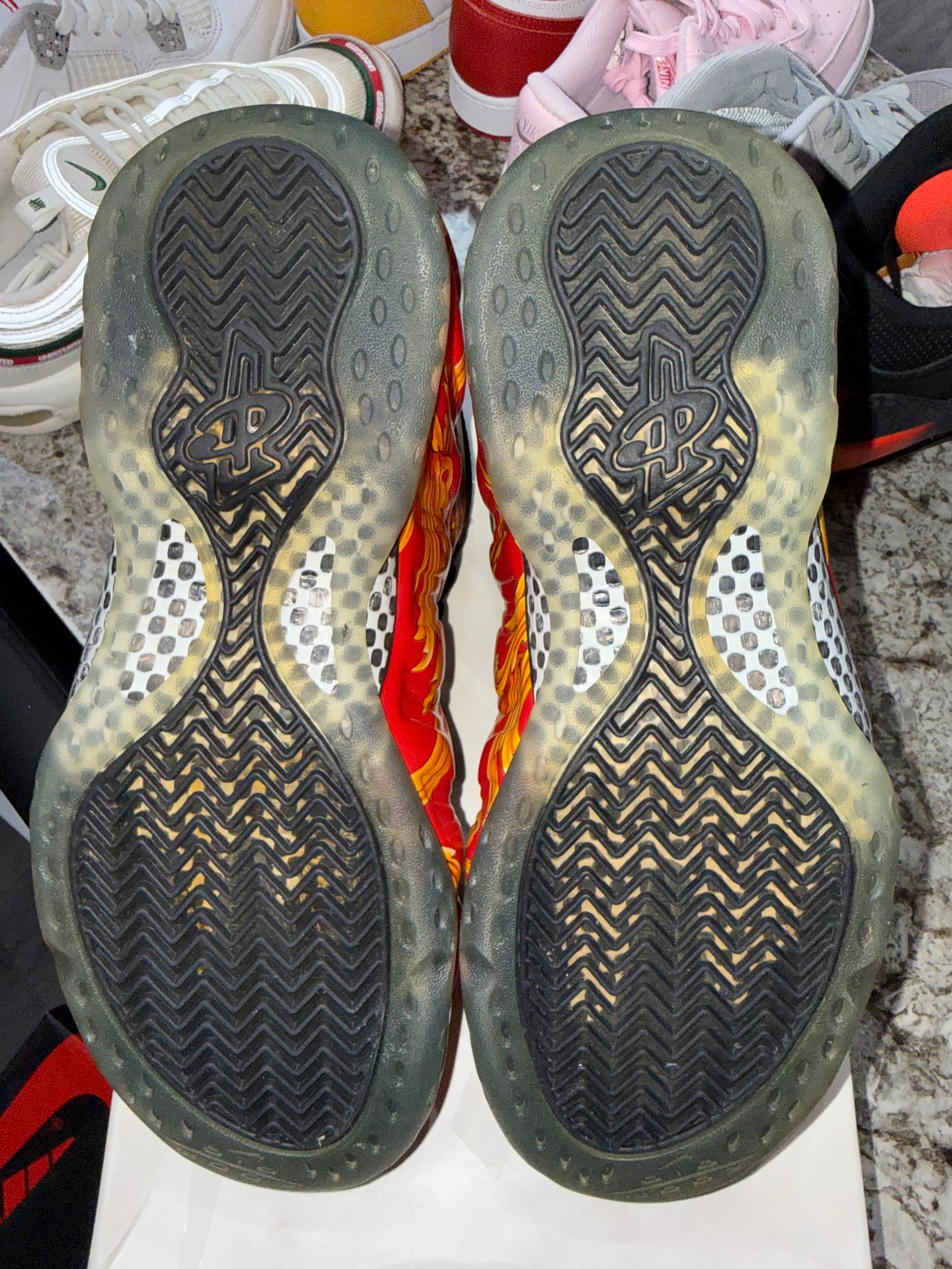 Nike Air Foamposite One Supreme Red