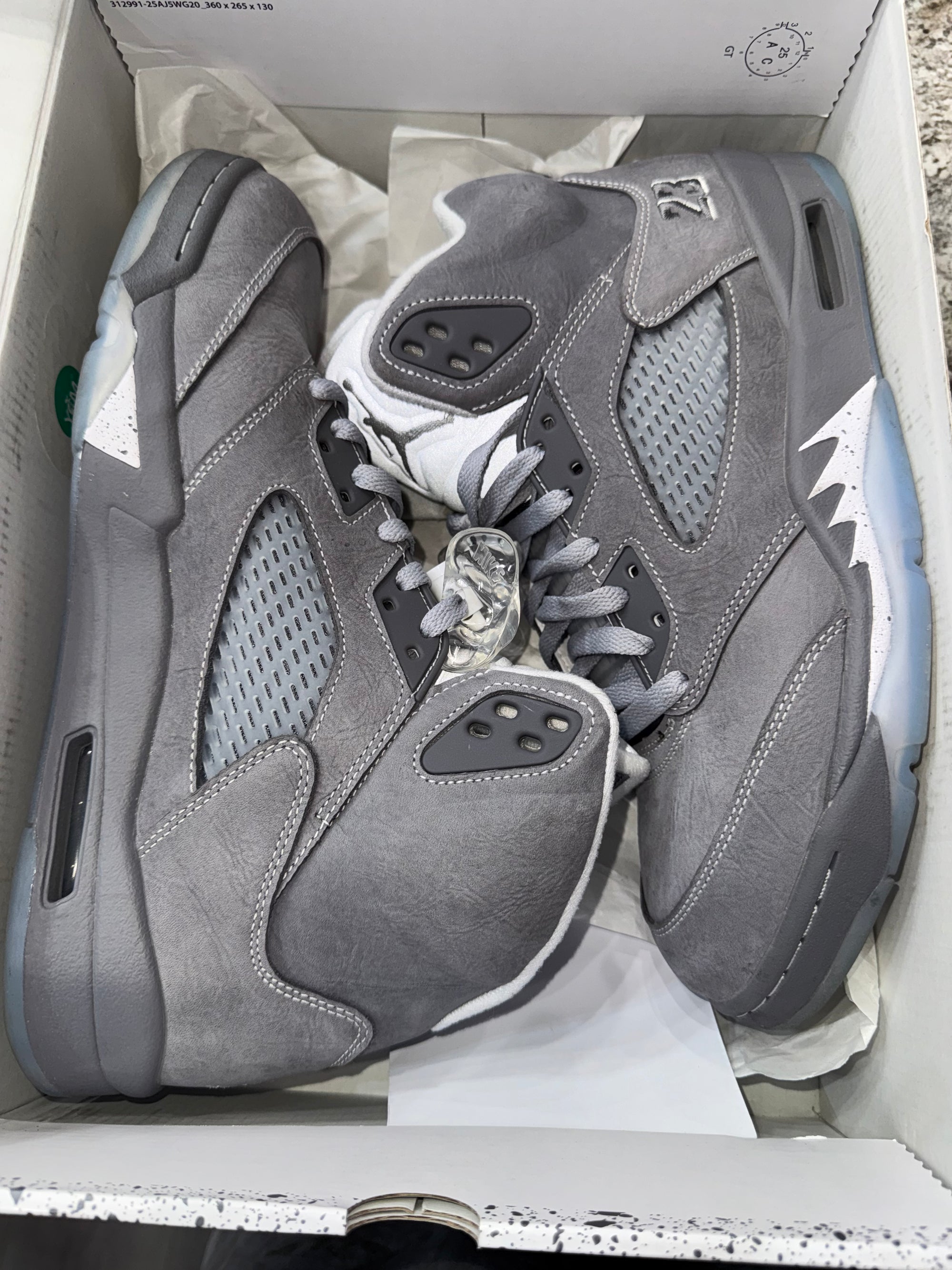 Jordan 5 Retro Wolf Grey (2026)