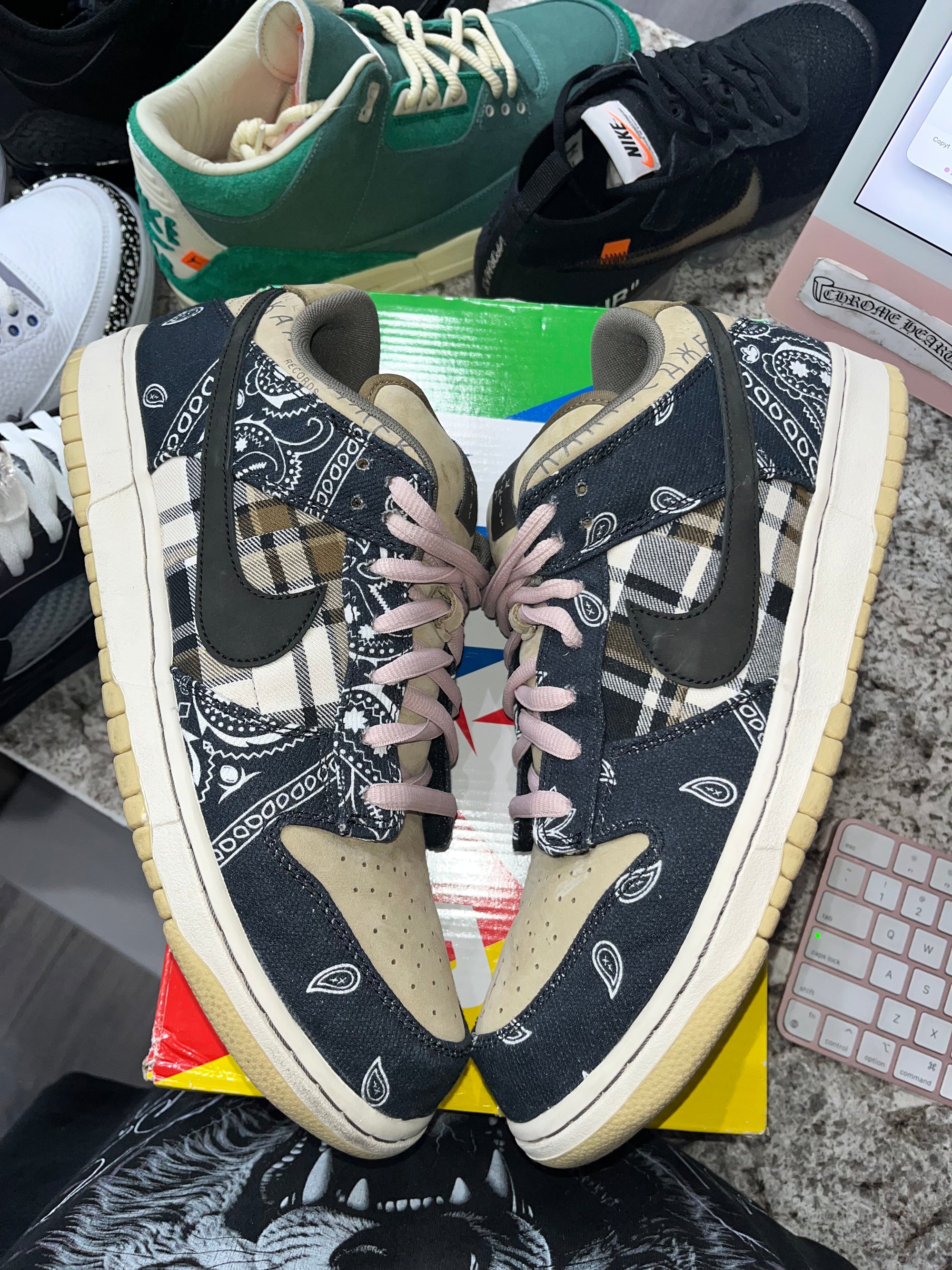 Nike SB Dunk Low Travis Scott