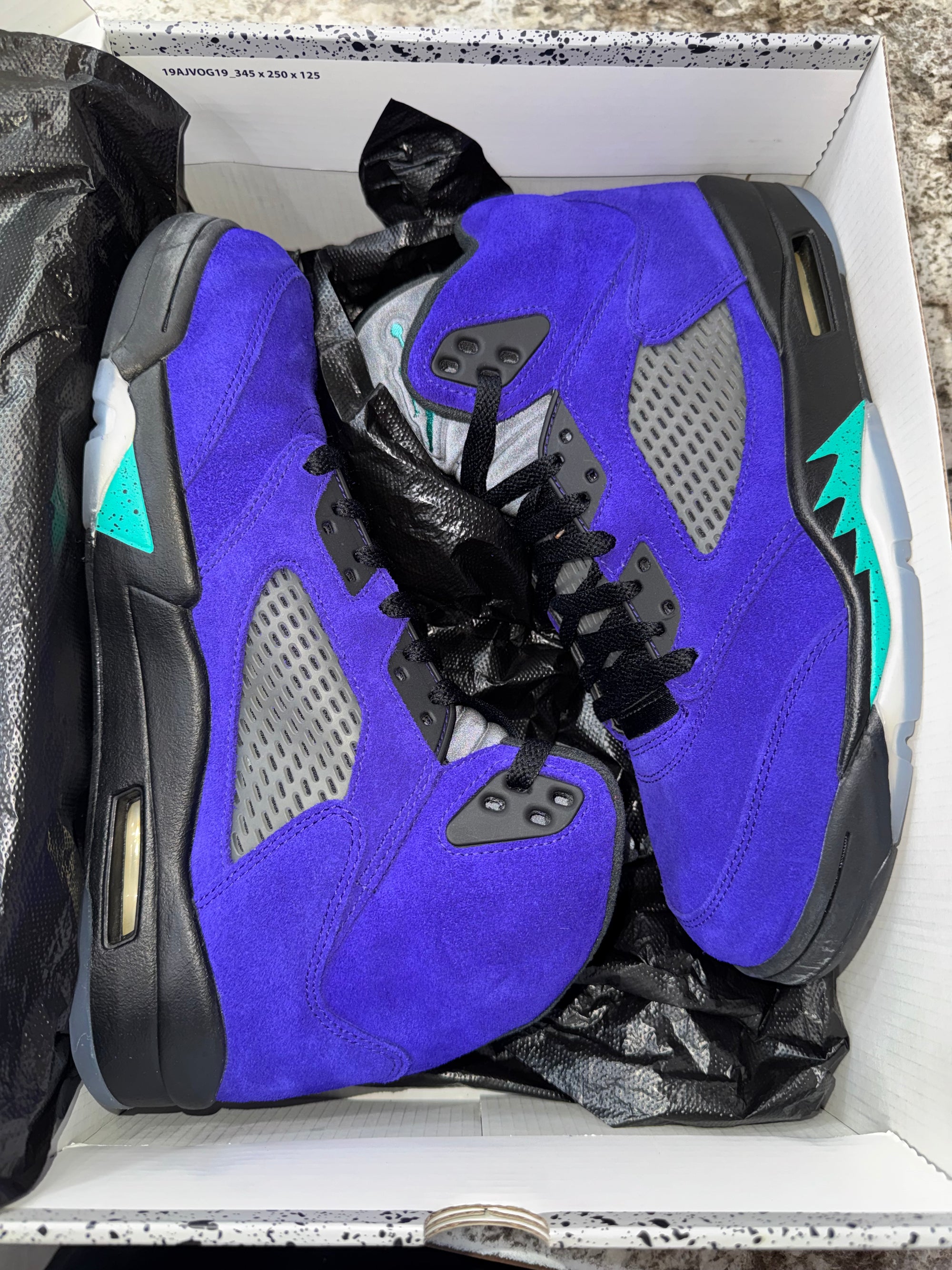 Jordan 5 Retro Alternate Grape