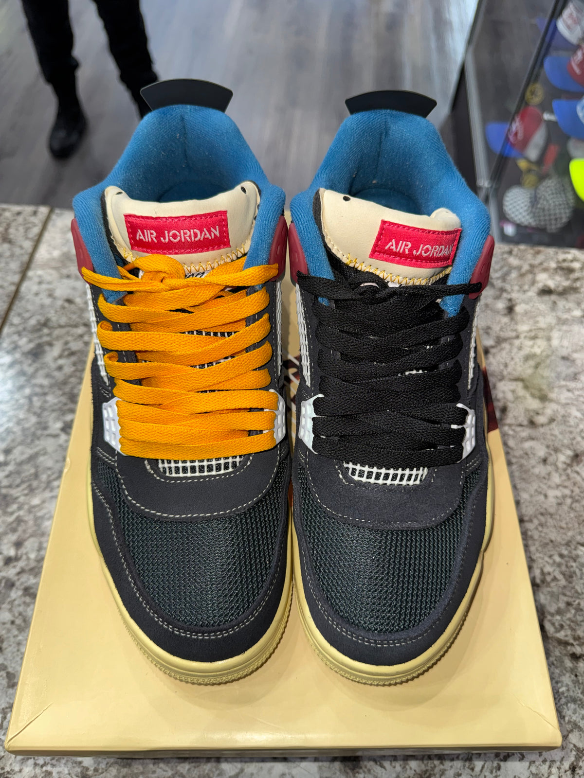 Jordan 4 Retro Union Off Noir