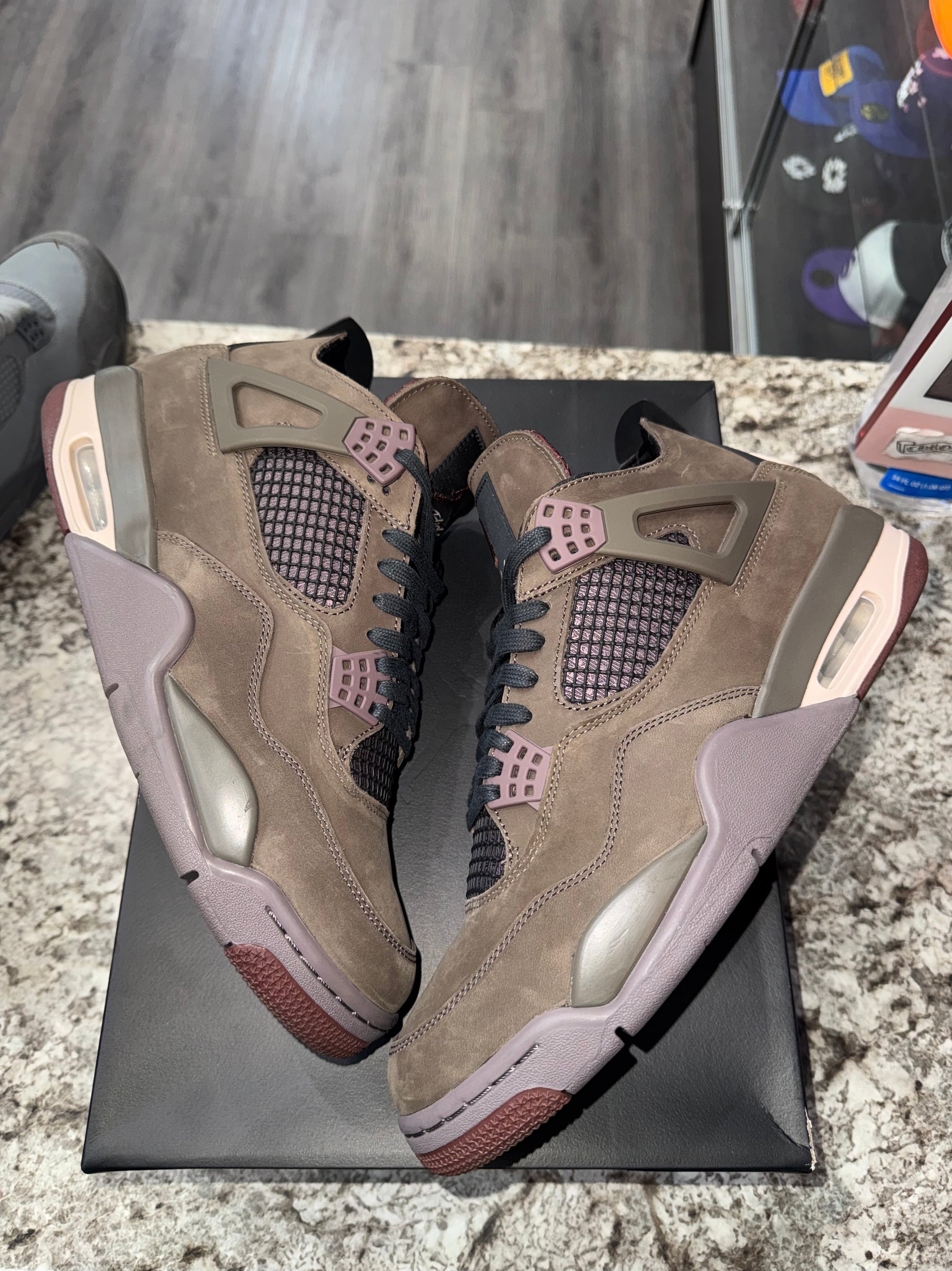 Jordan 4 Retro SP A Ma Maniére Dark Mocha