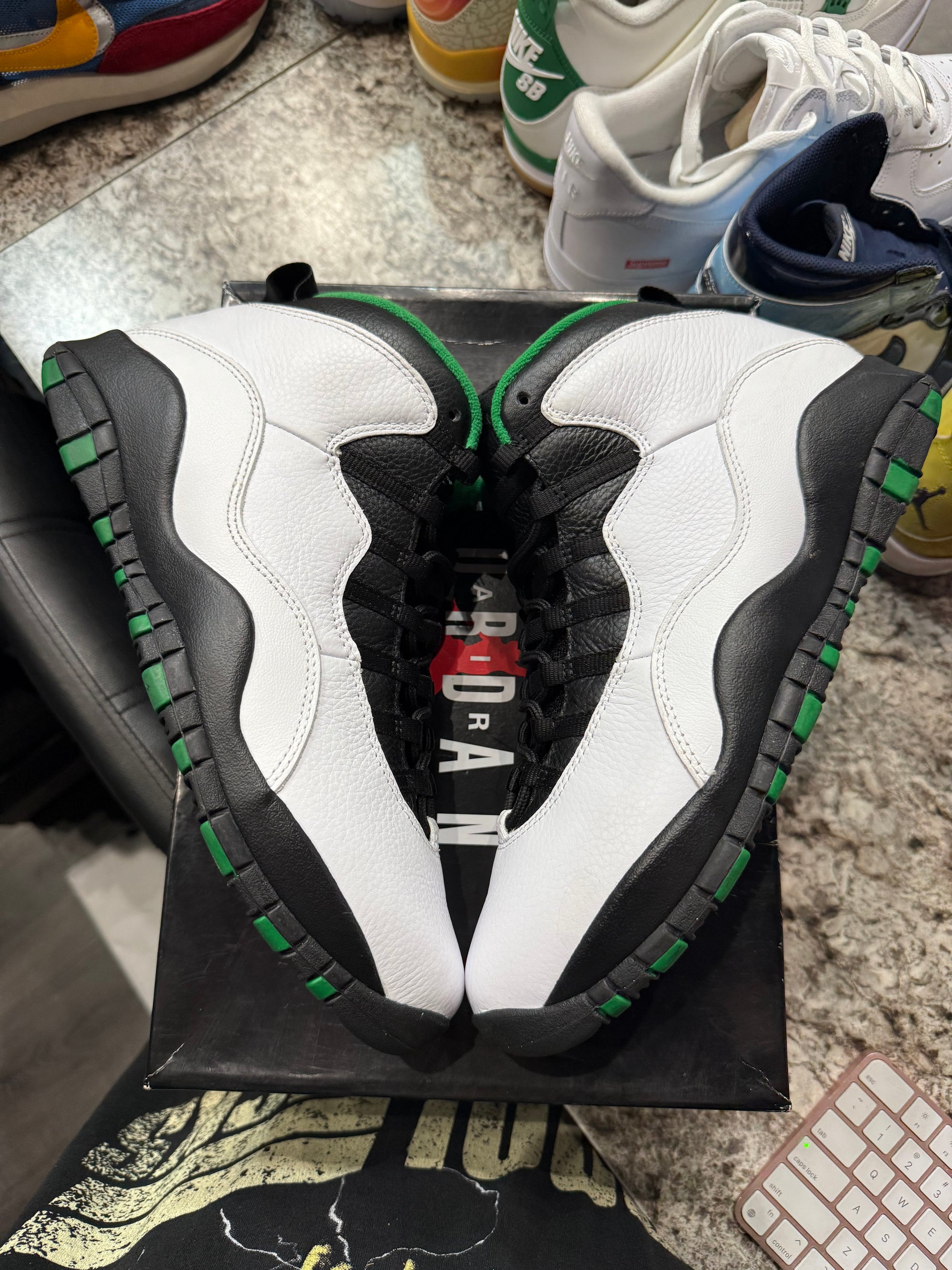 Jordan 10 Retro Seattle