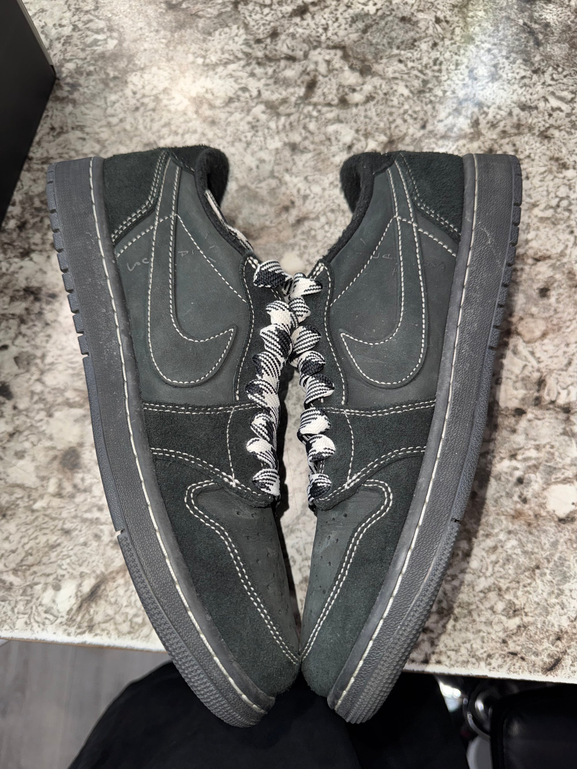 Jordan 1 Retro Low OG SP Travis Scott Black Phantom