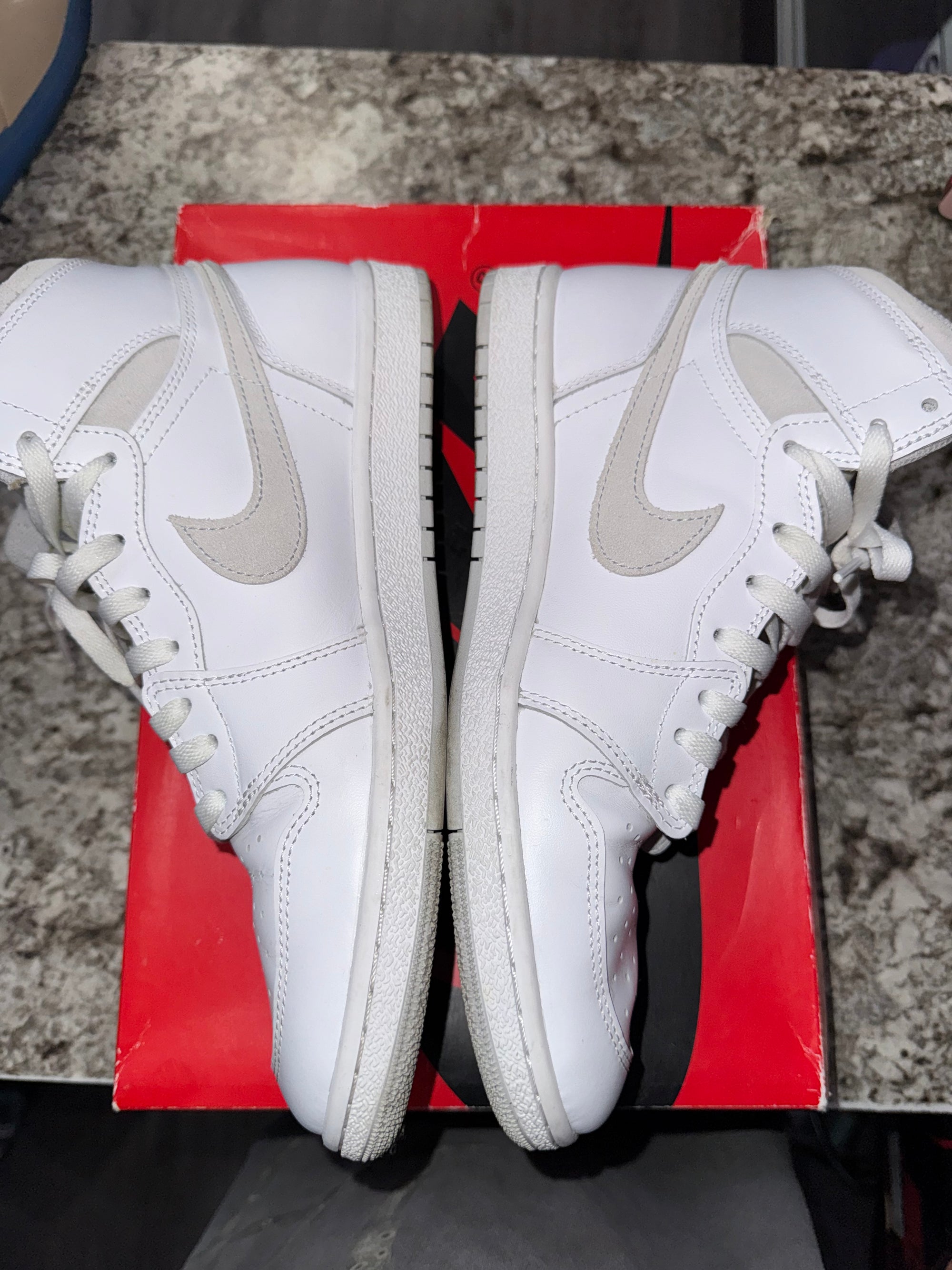 Jordan 1 Retro High '85 Neutral Grey