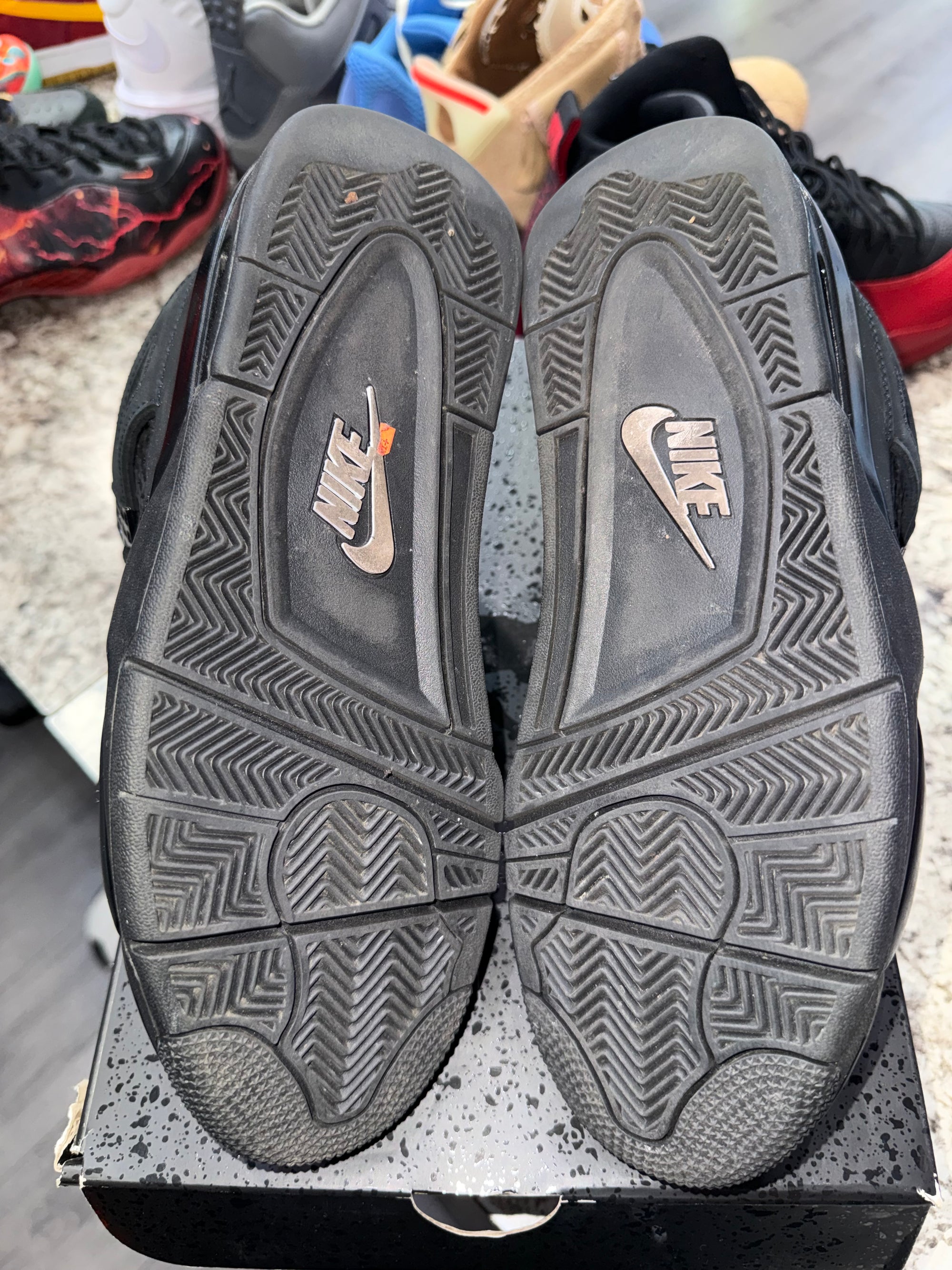 Jordan 4 Retro Black Cat (2025)