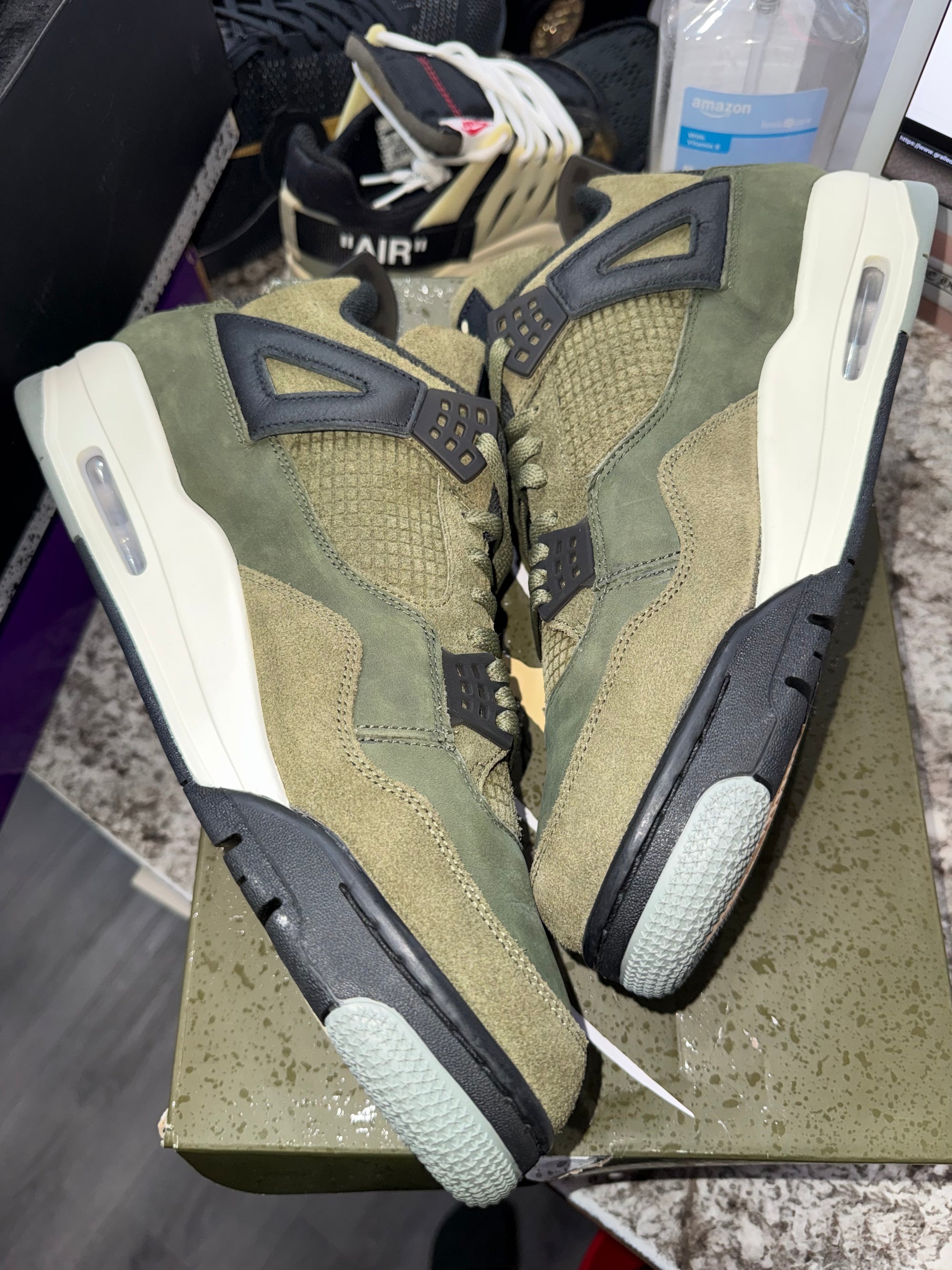 Jordan 4 Retro SE Craft Medium Olive