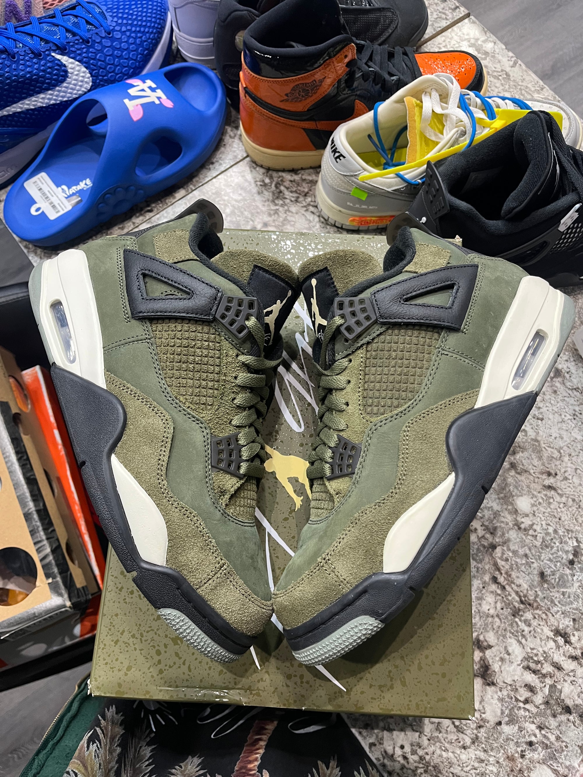 Jordan 4 Retro SE Craft Medium Olive