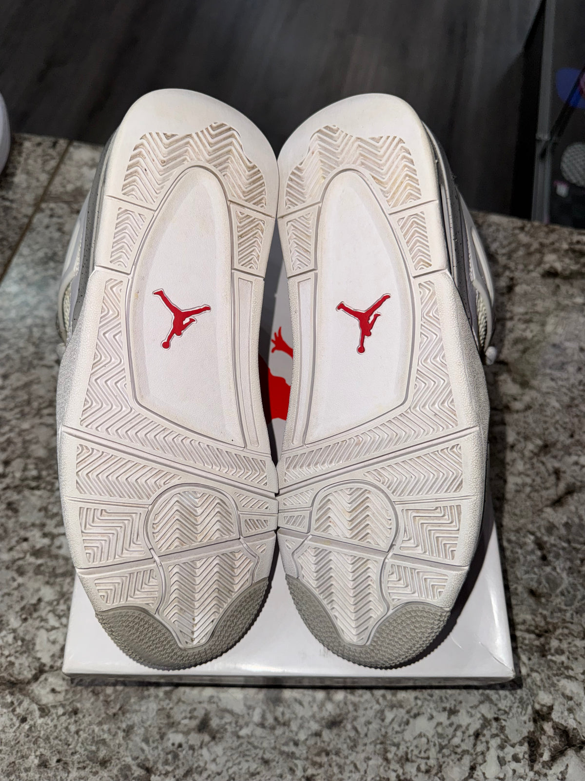 Jordan 4 Retro White Oreo (2021)