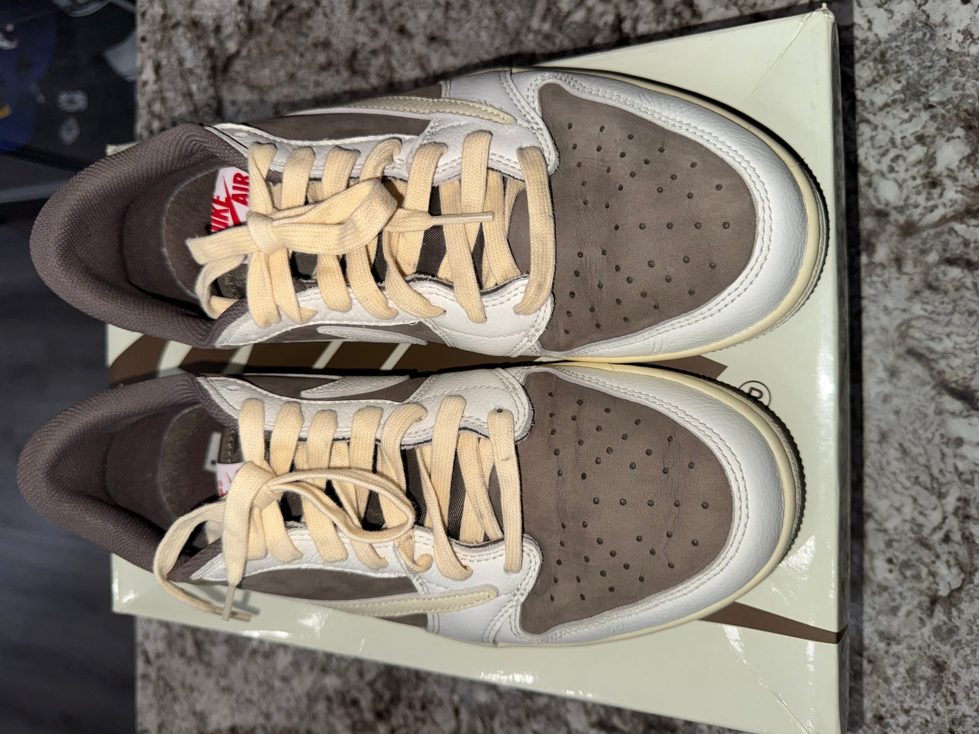 Jordan 1 Retro Low OG SP Travis Scott Reverse Mocha