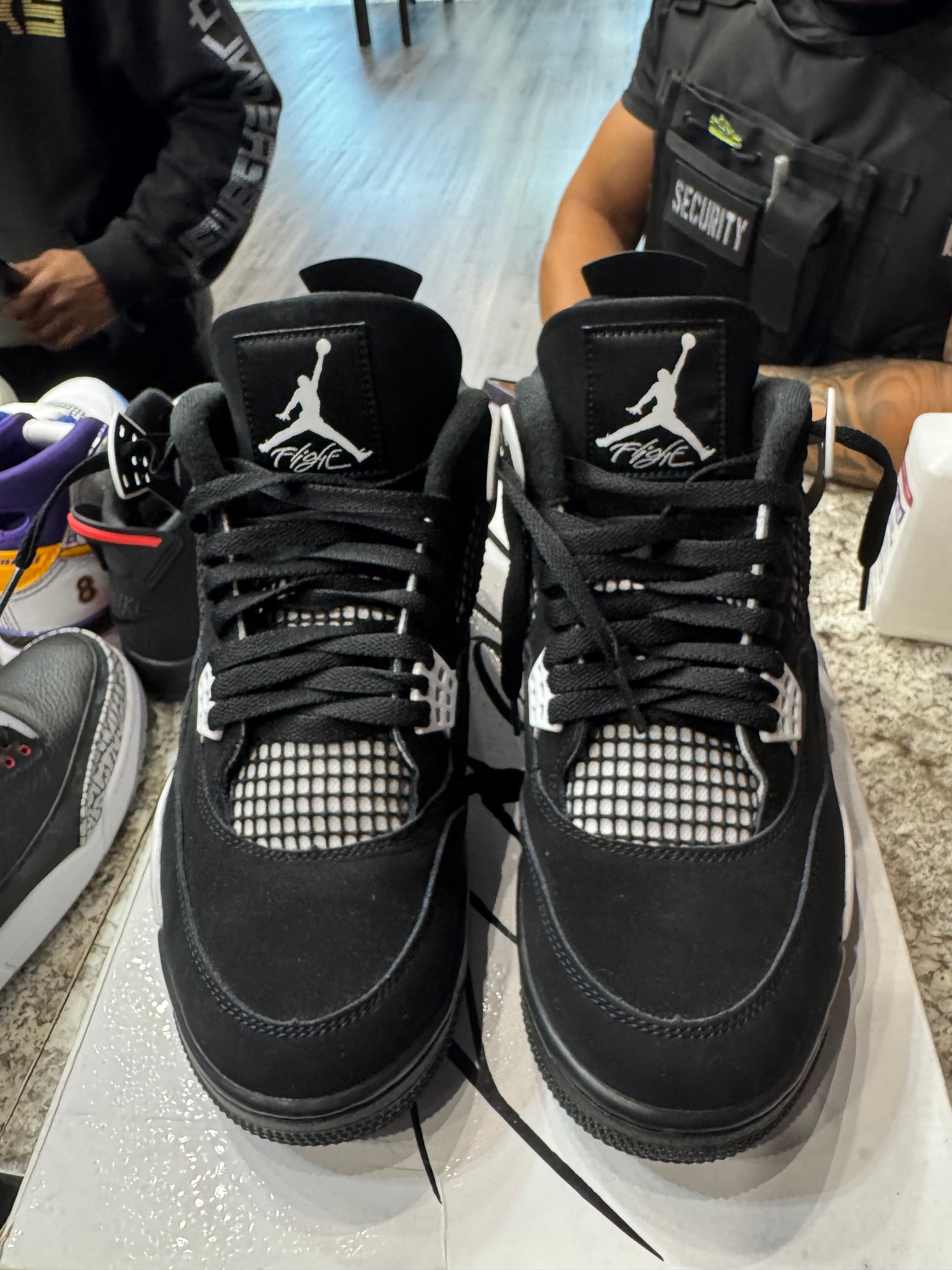 Jordan 4 Retro White Thunder