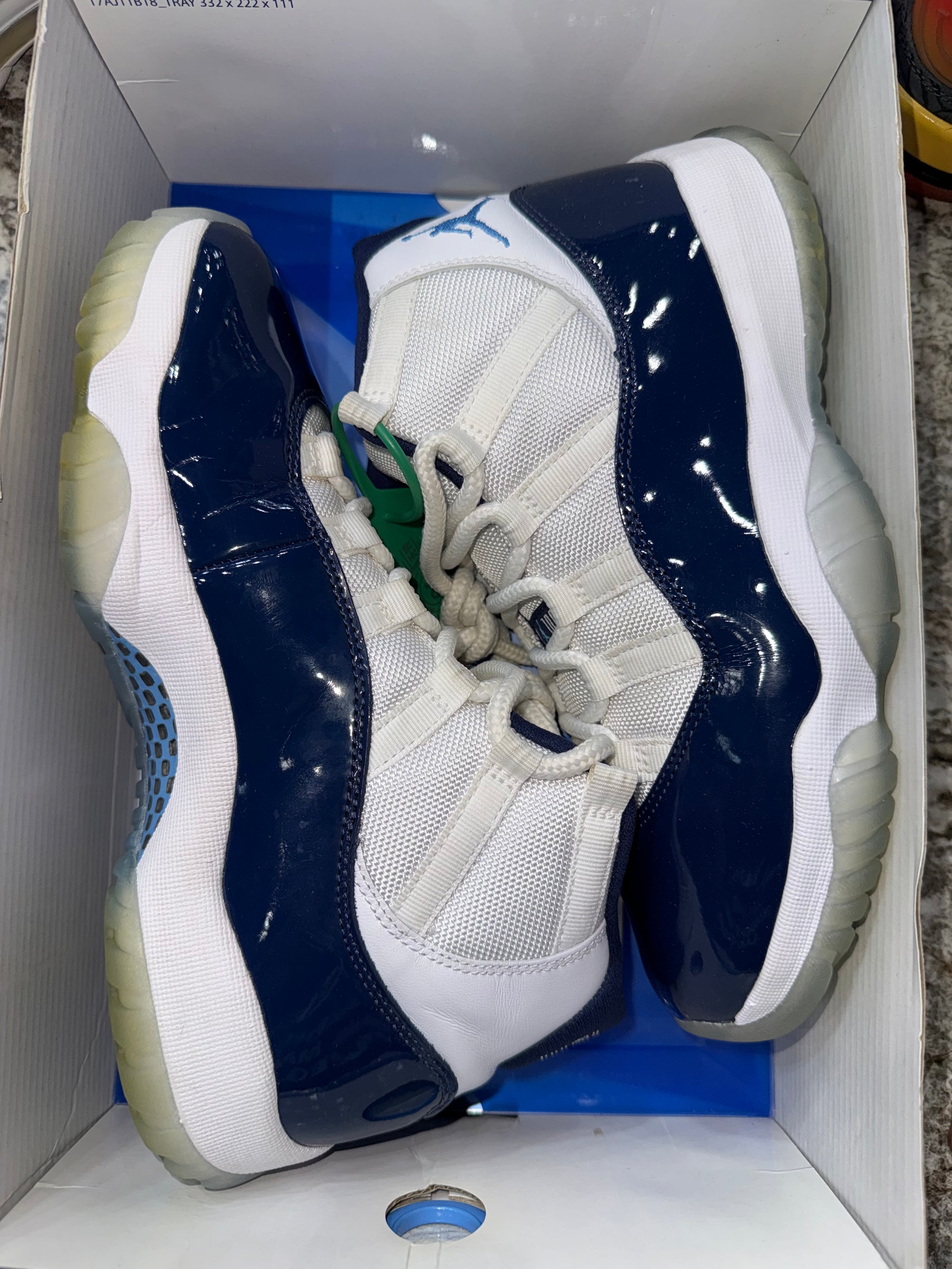 Jordan 11 Retro UNC Win Like 82
