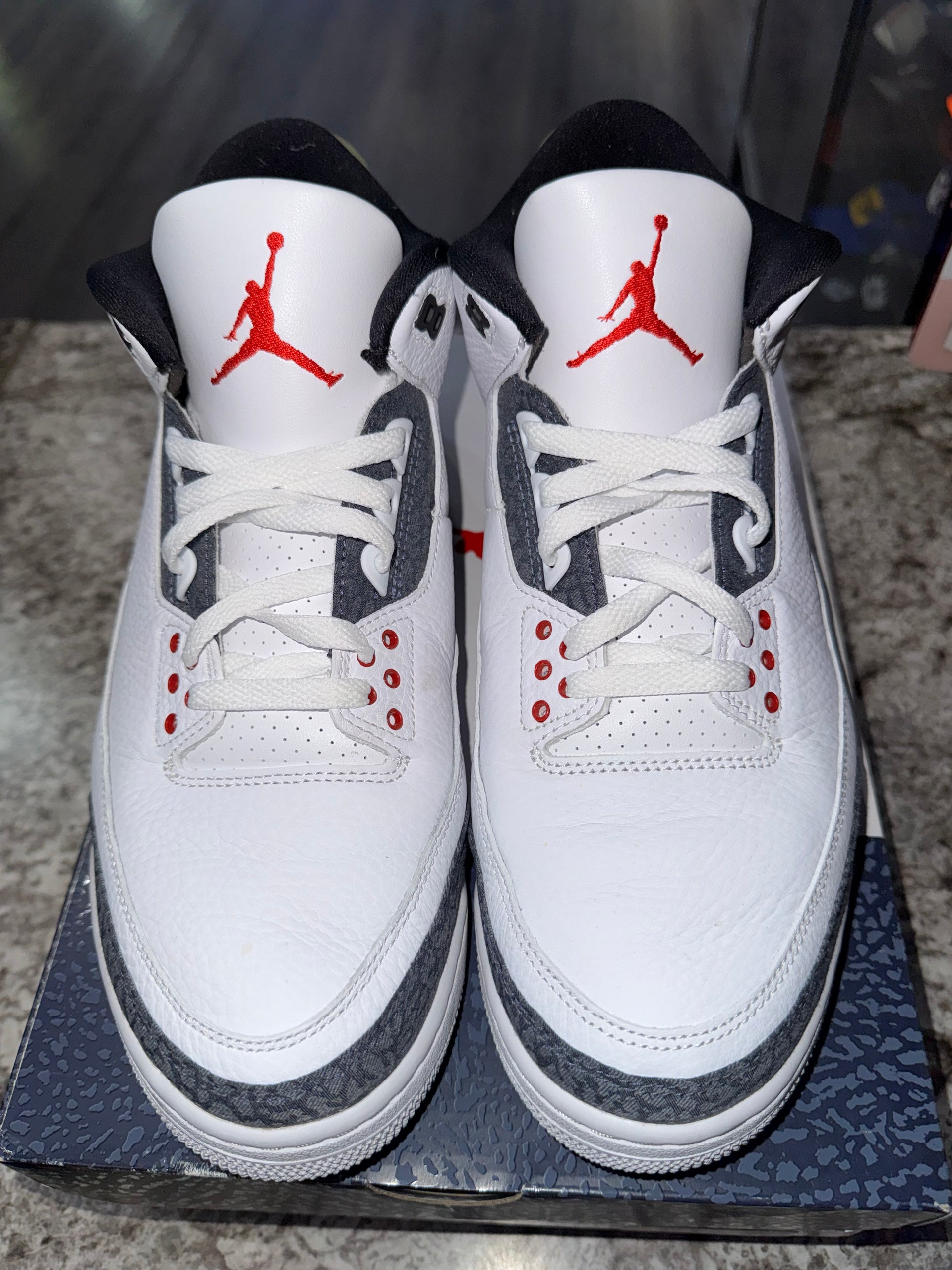 Jordan 3 Retro SE Fire Red Denim (2020)