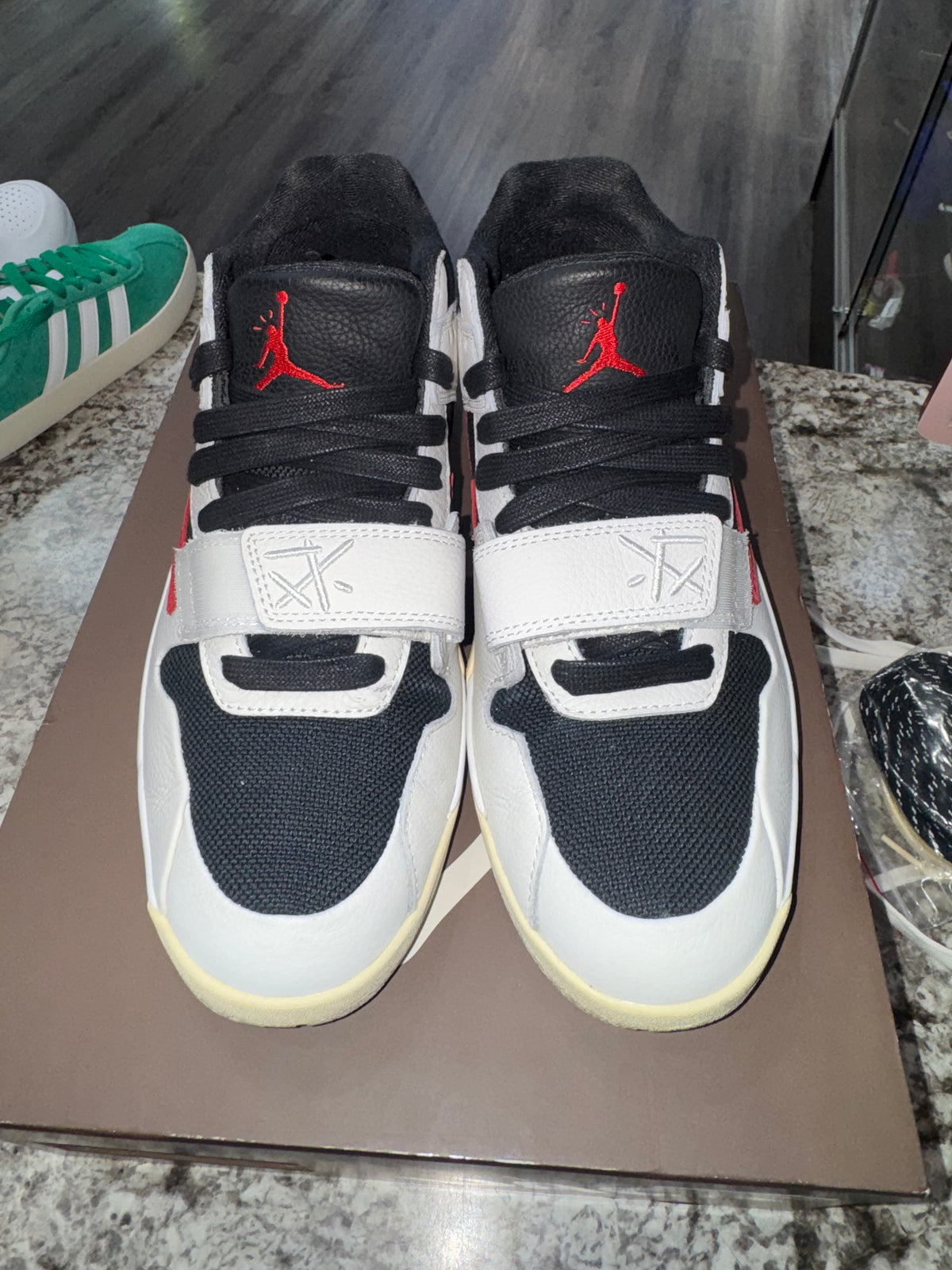 Jordan Jumpman Jack TR Travis Scott University Red