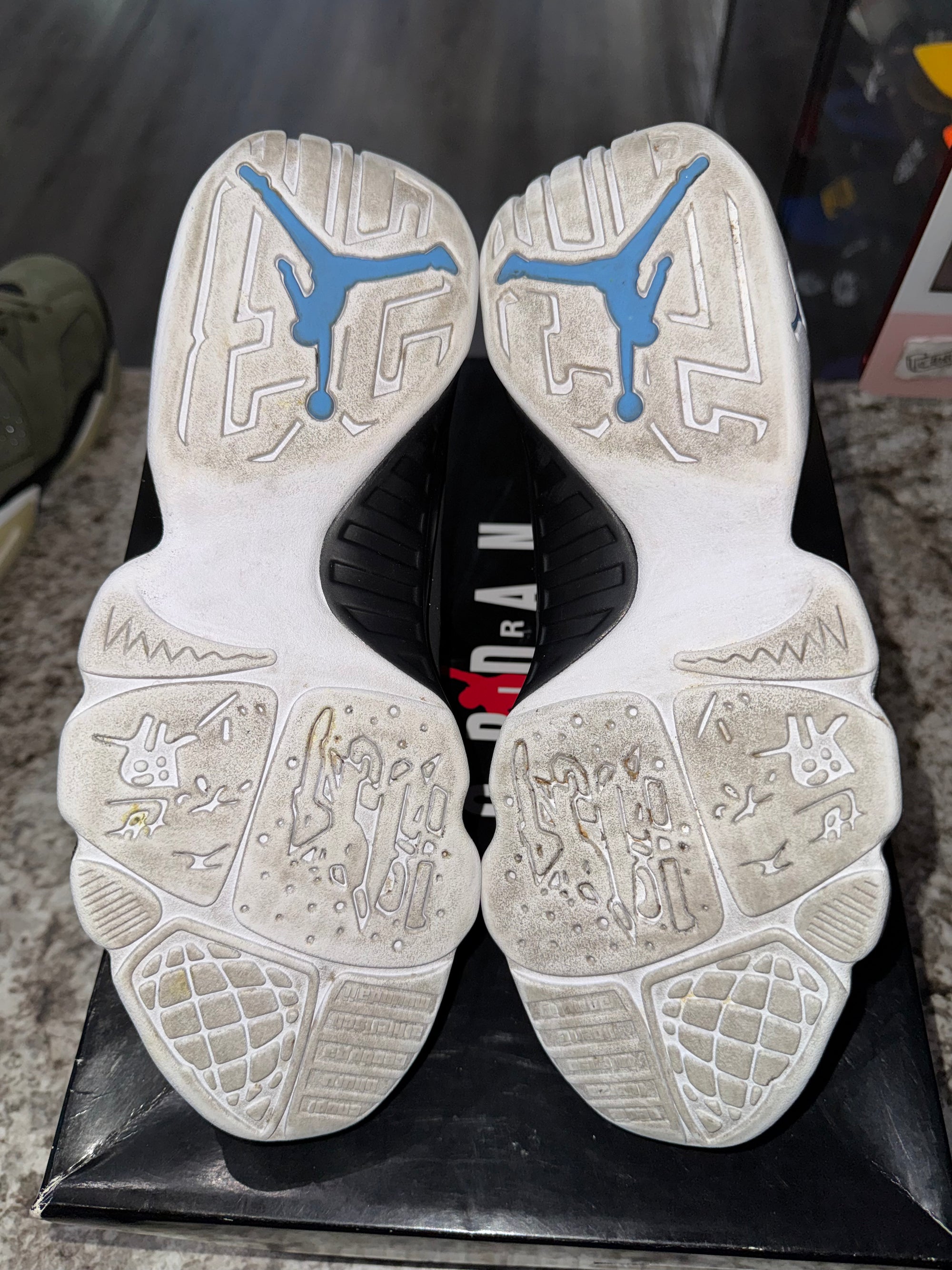 Jordan 9 Retro University Blue