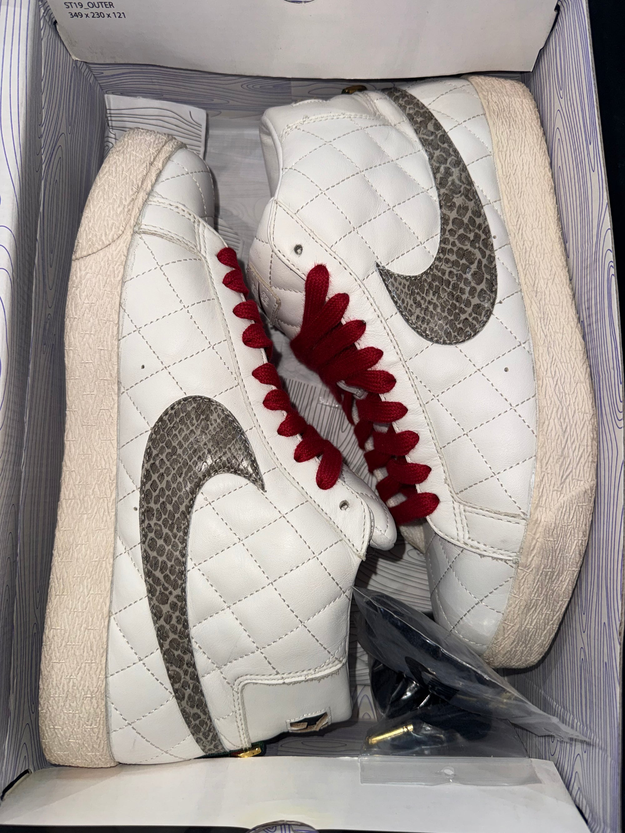 Nike SB Blazer Supreme  White (2006)