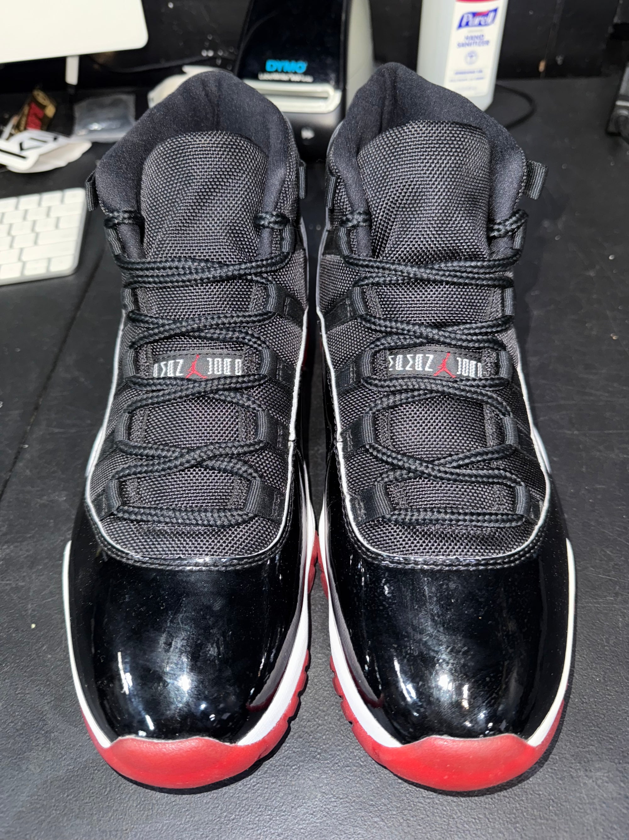 Jordan 11 Retro Playoffs Bred (2019)