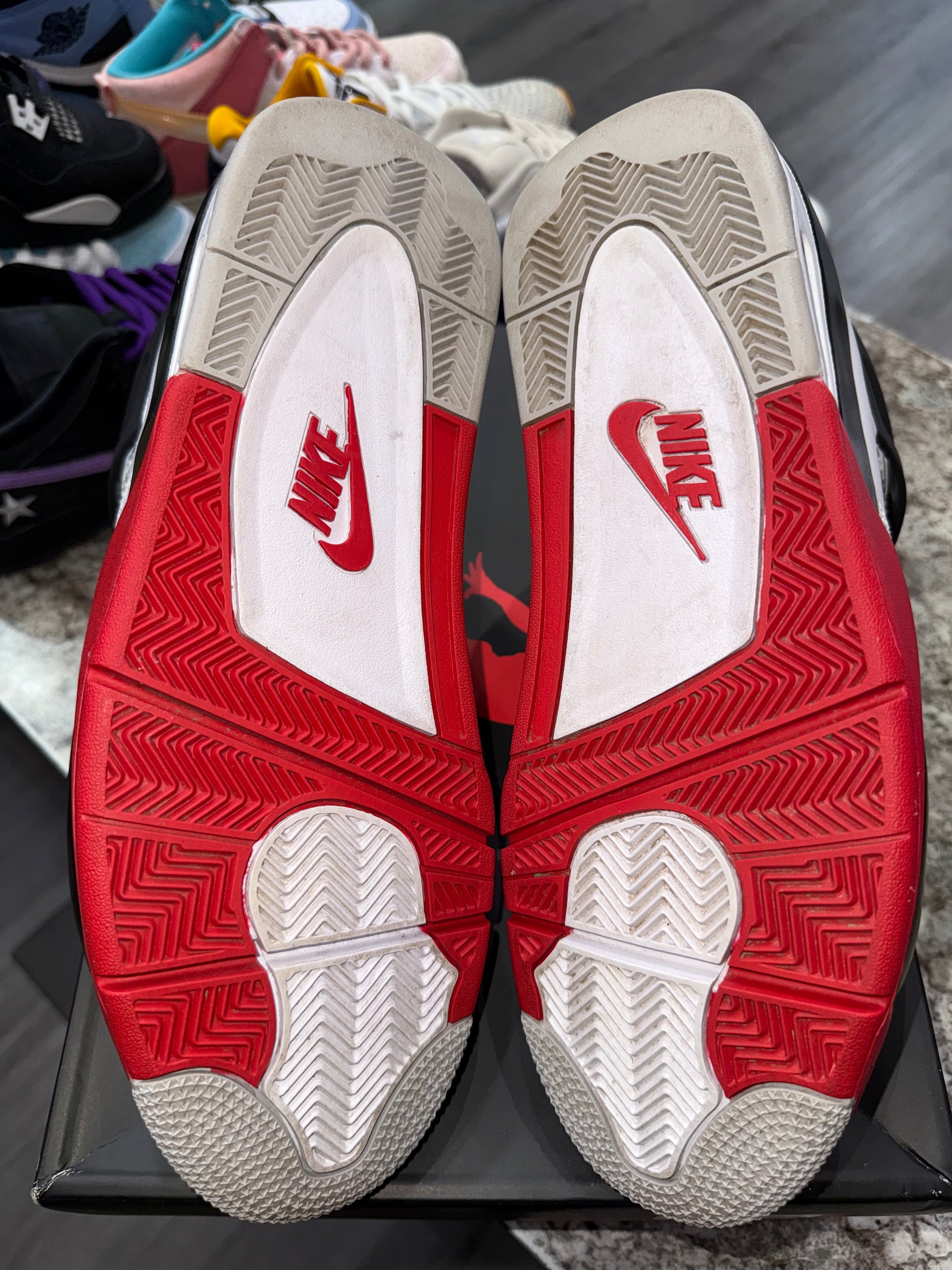 Jordan 4 Retro Fire Red (2020)