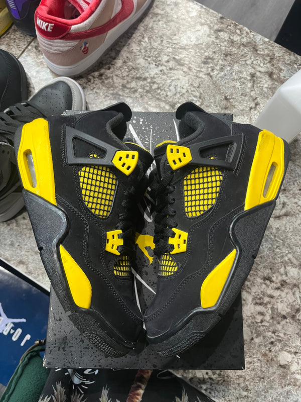 Jordan 4 Retro Thunder (2023) (GS)