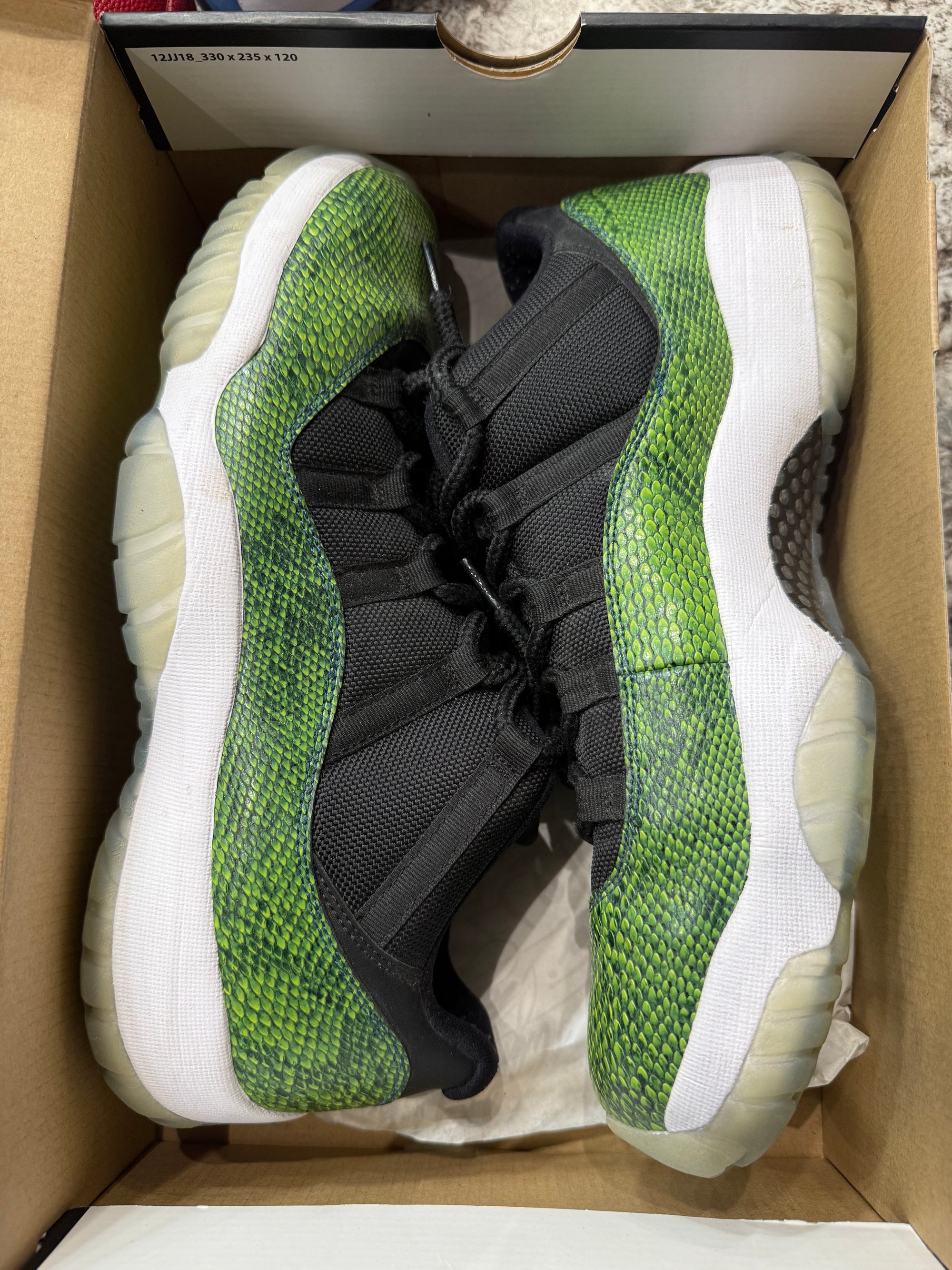Jordan 11 Retro Low Green Snakeskin
