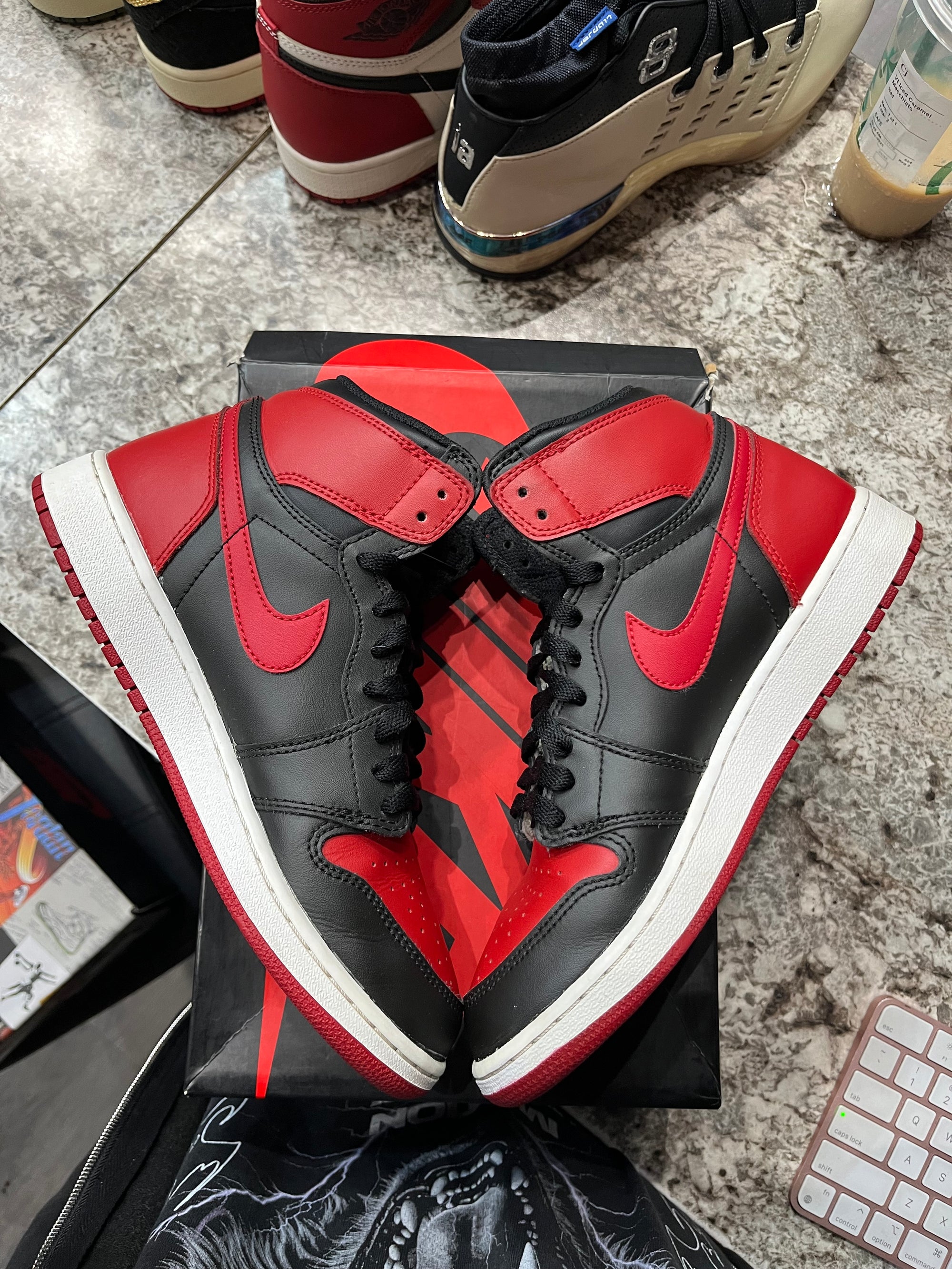 Jordan 1 Retro Bred Banned (2016) (GS)