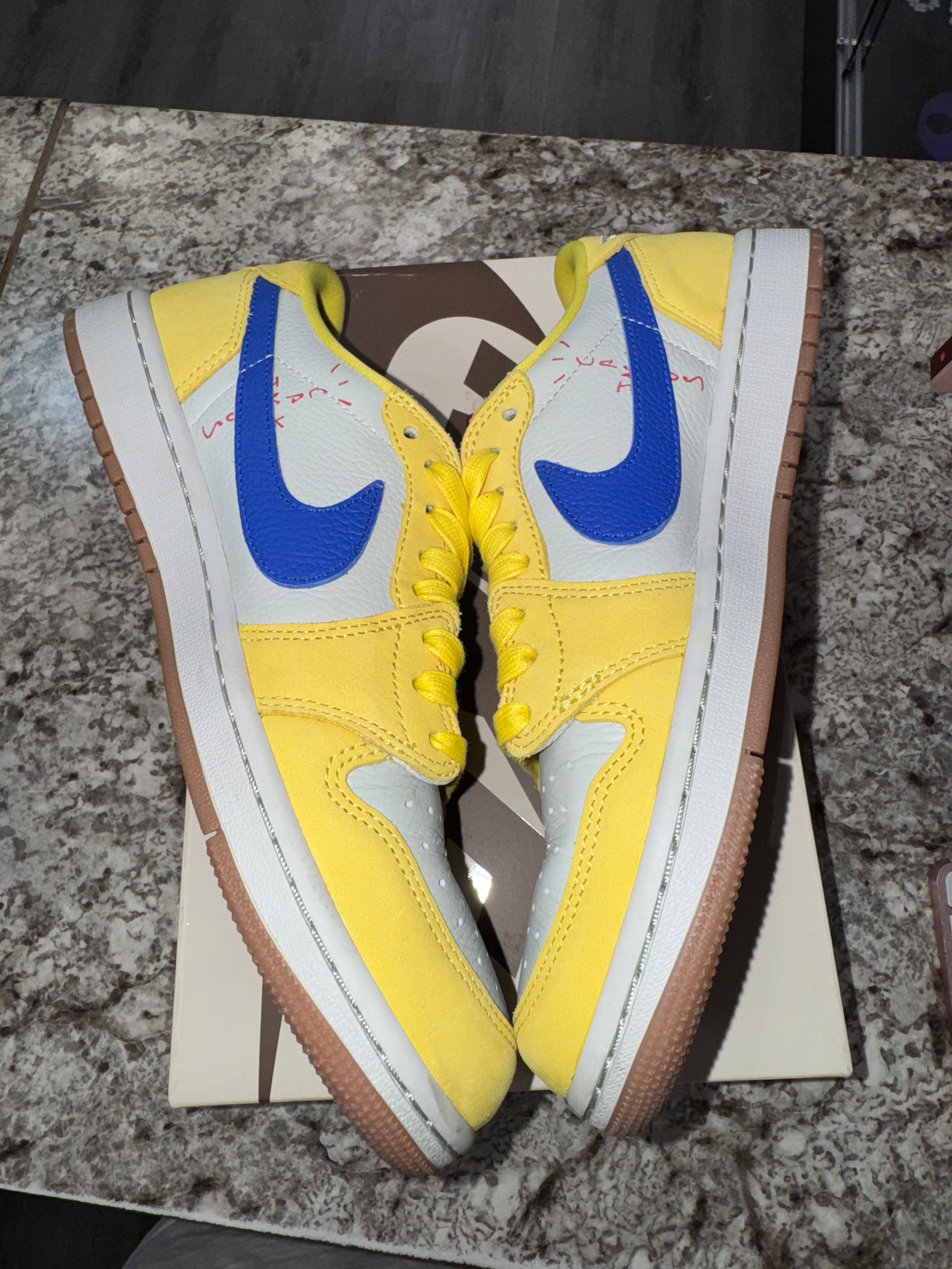 Jordan 1 Retro Low OG SP Travis Scott Canary (Women's)