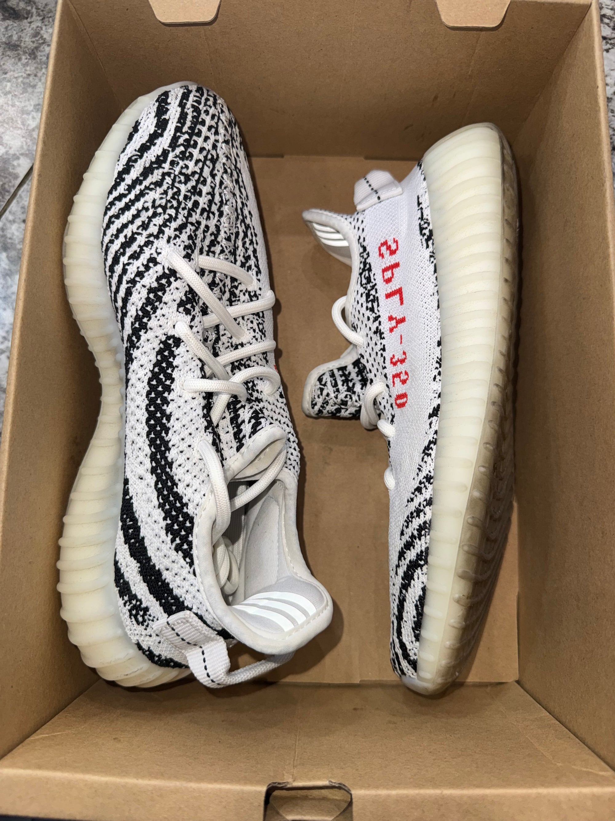 adidas Yeezy Boost 350 V2 Zebra
