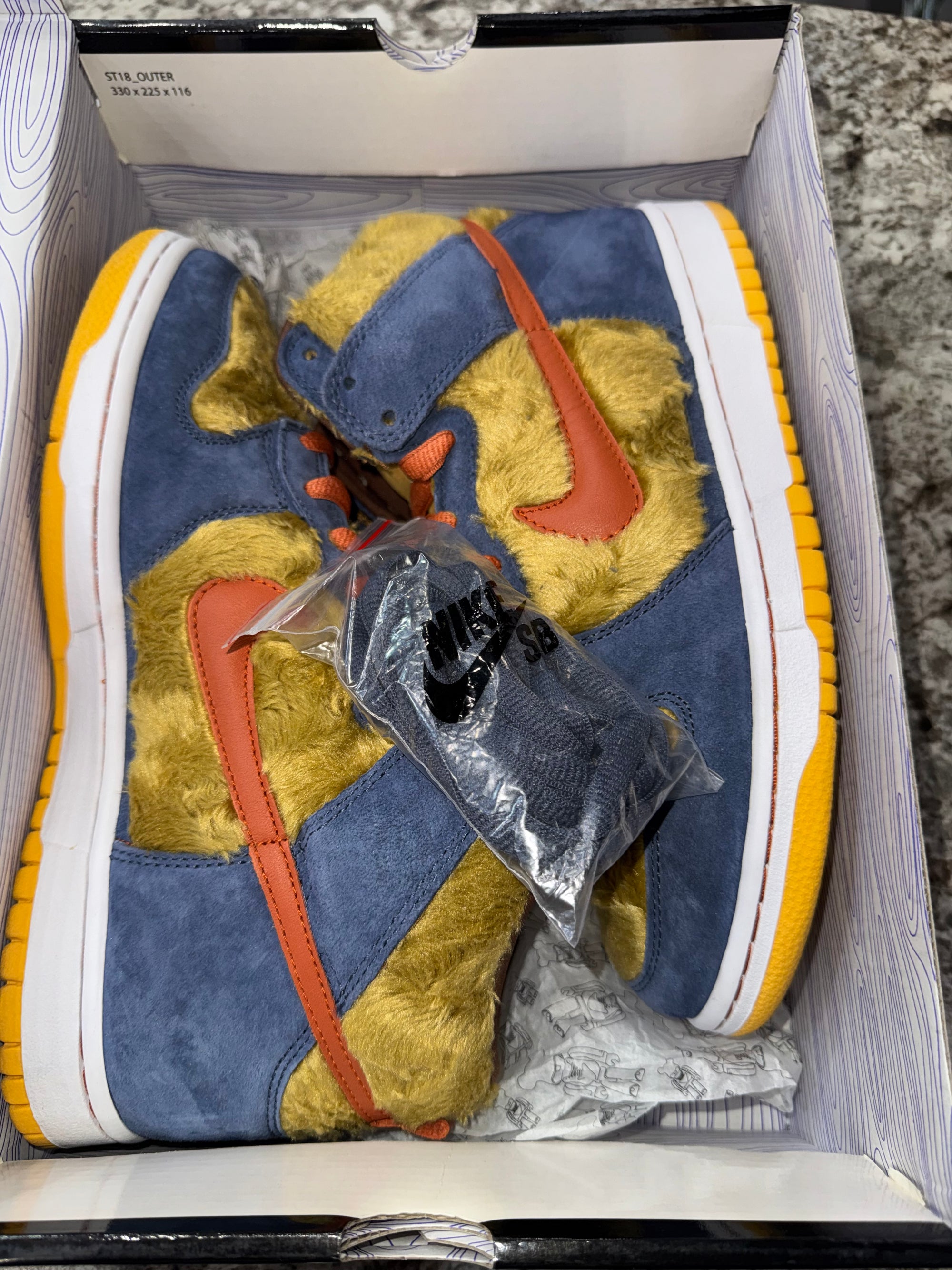Nike SB Dunk High Papa Bear