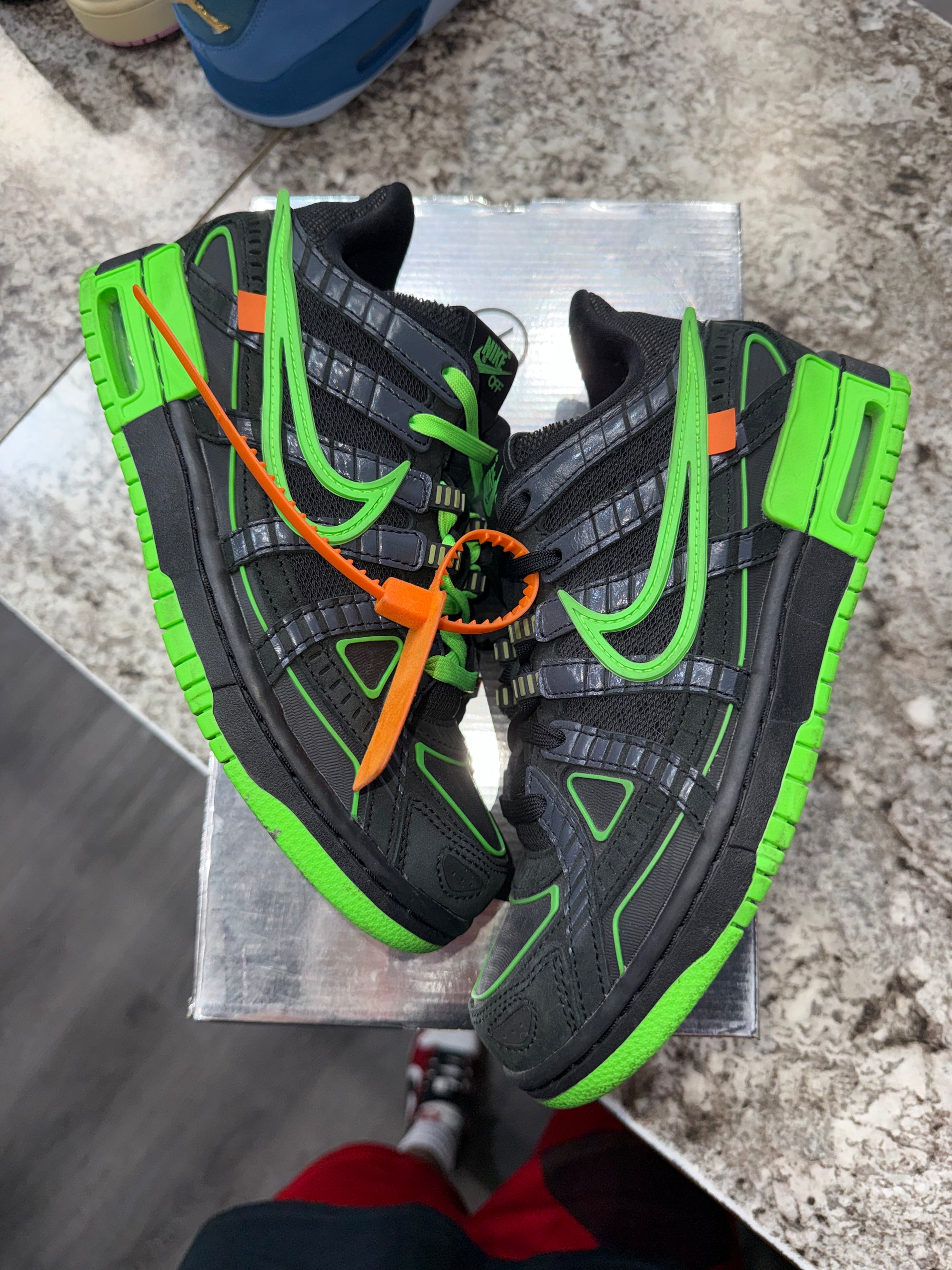 Nike Air Rubber Dunk Off-White Green Strike