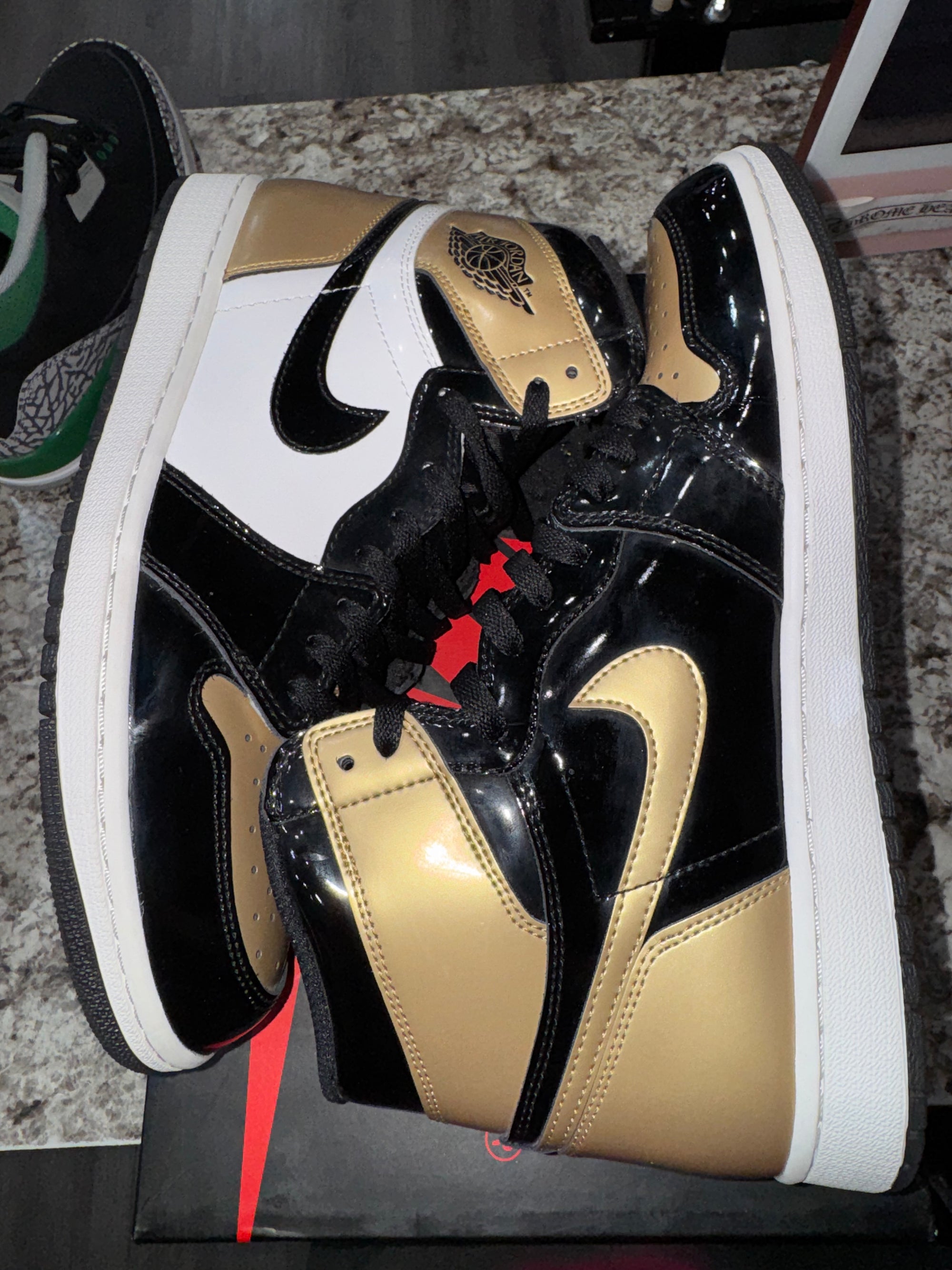 Jordan 1 Retro High Golf Patent Gold Toe