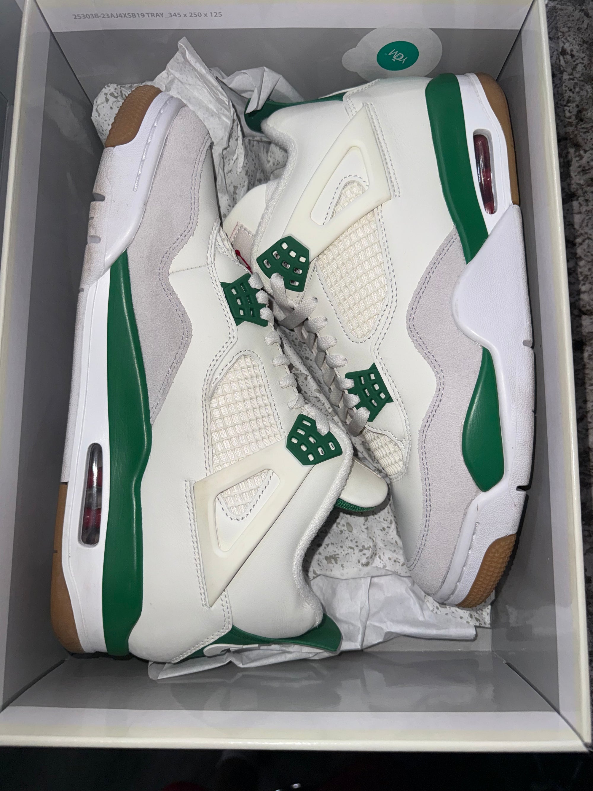 Jordan 4 Retro SB Pine Green