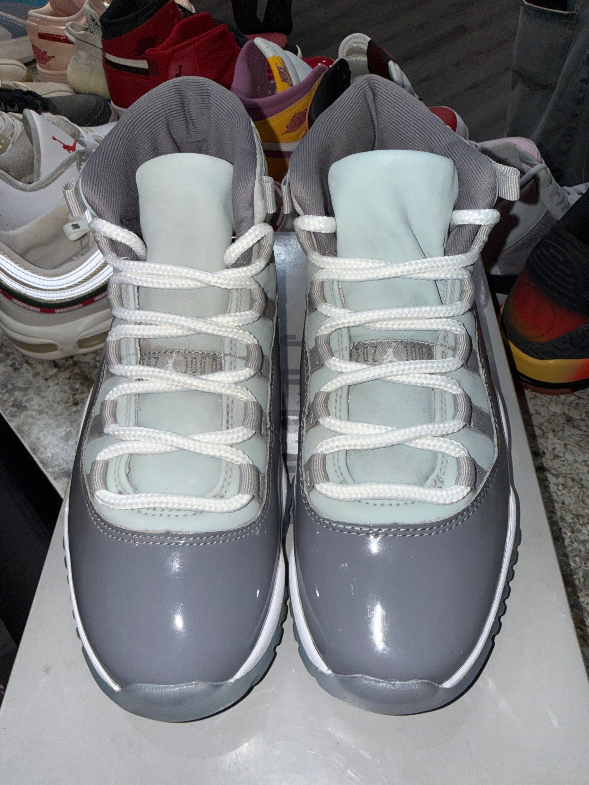 Jordan 11 Retro Cool Grey (2021) (DISCOLORED)