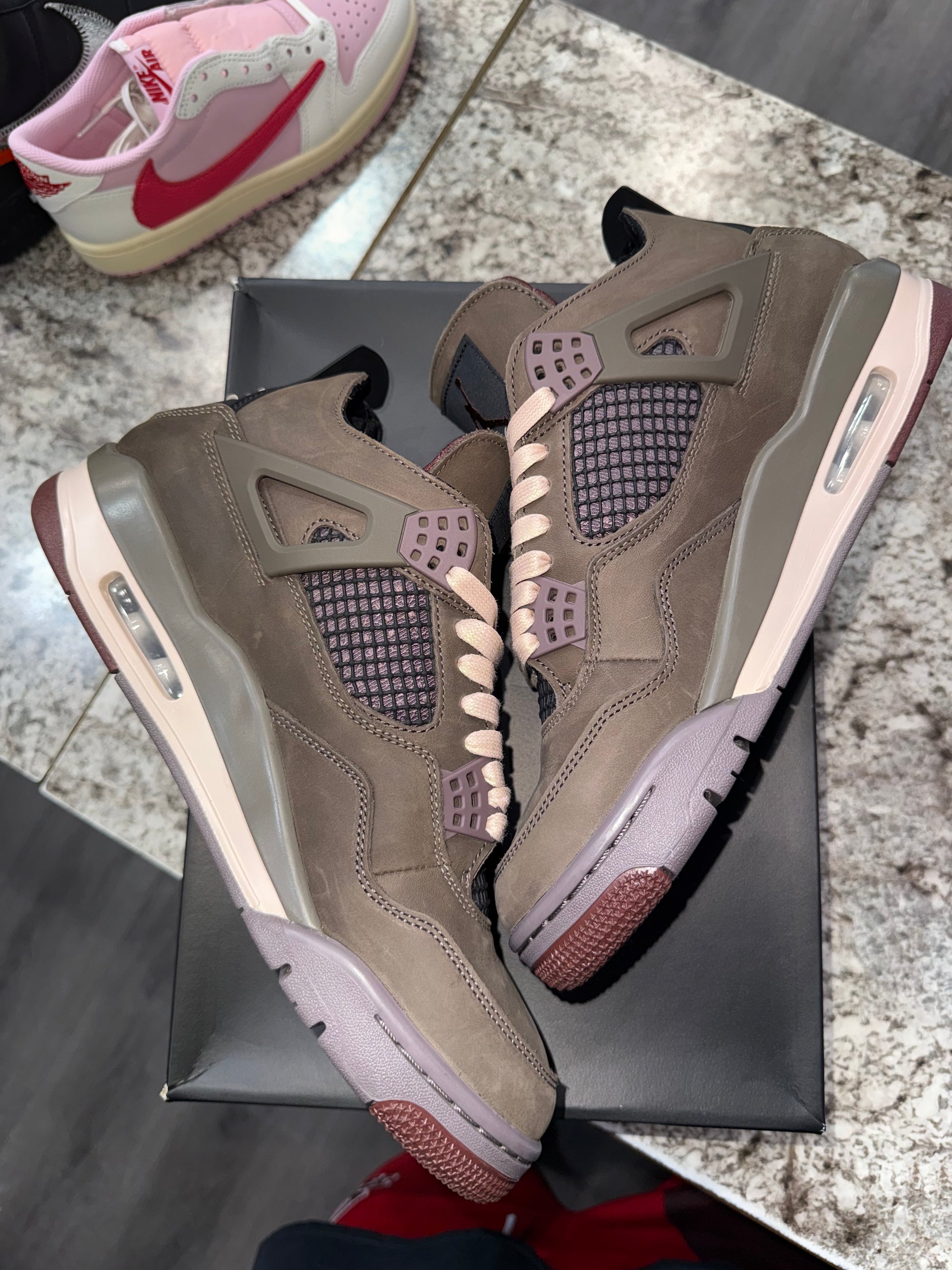 Jordan 4 Retro SP A Ma Maniére Dark Mocha