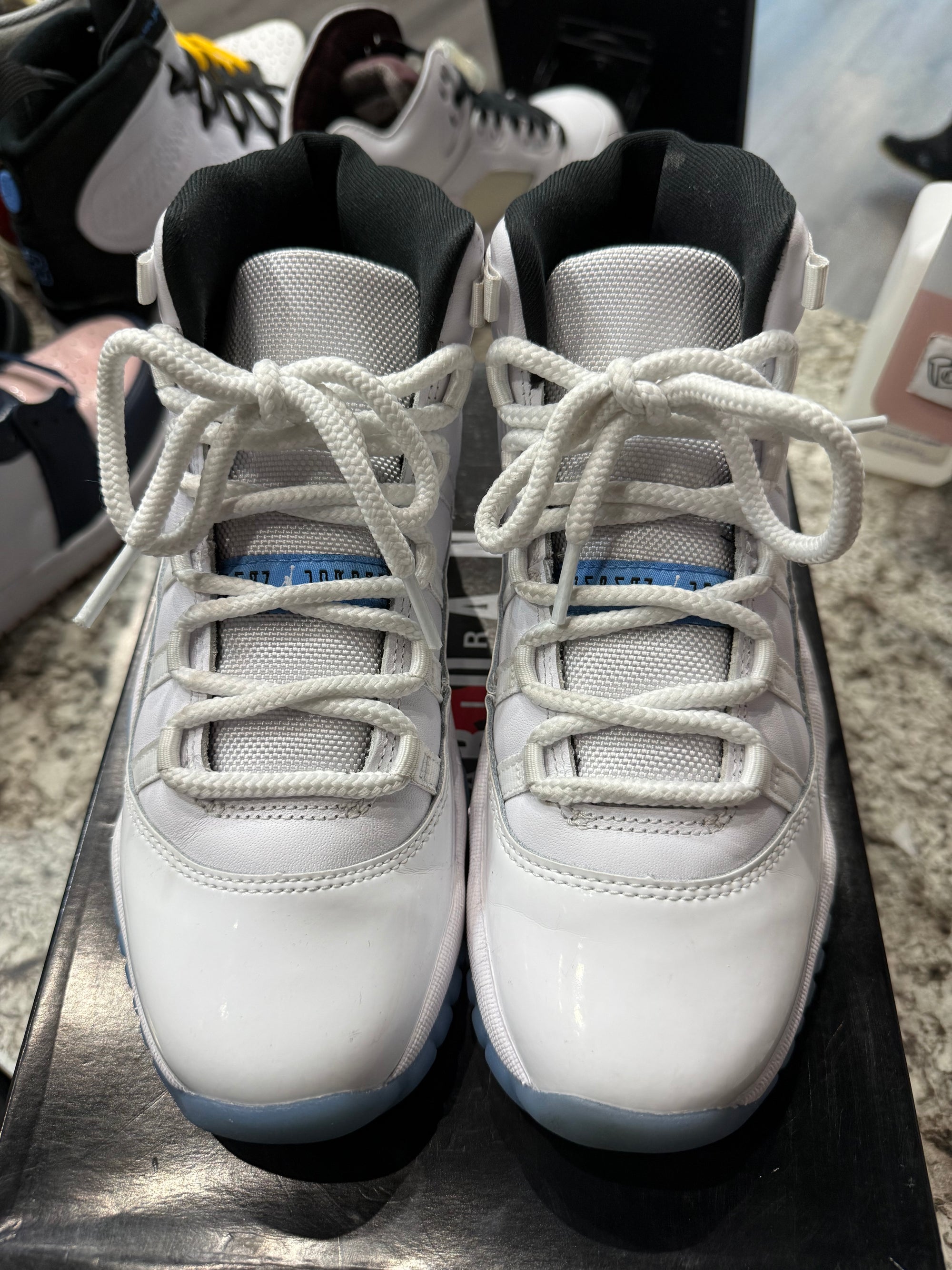 Jordan 11 Retro Legend Blue (2024) (GS)
