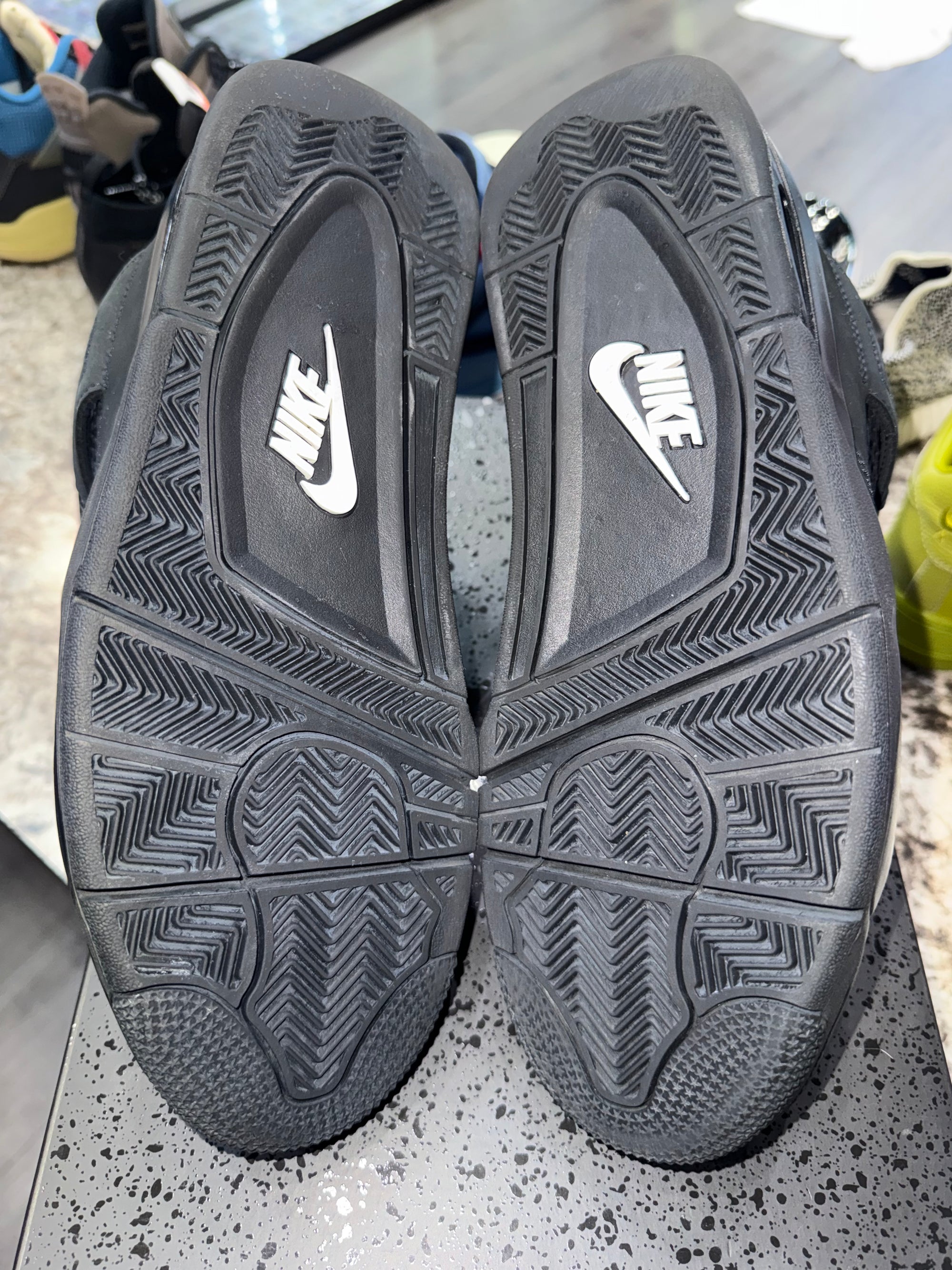 Jordan 4 Retro Black Cat (2025)