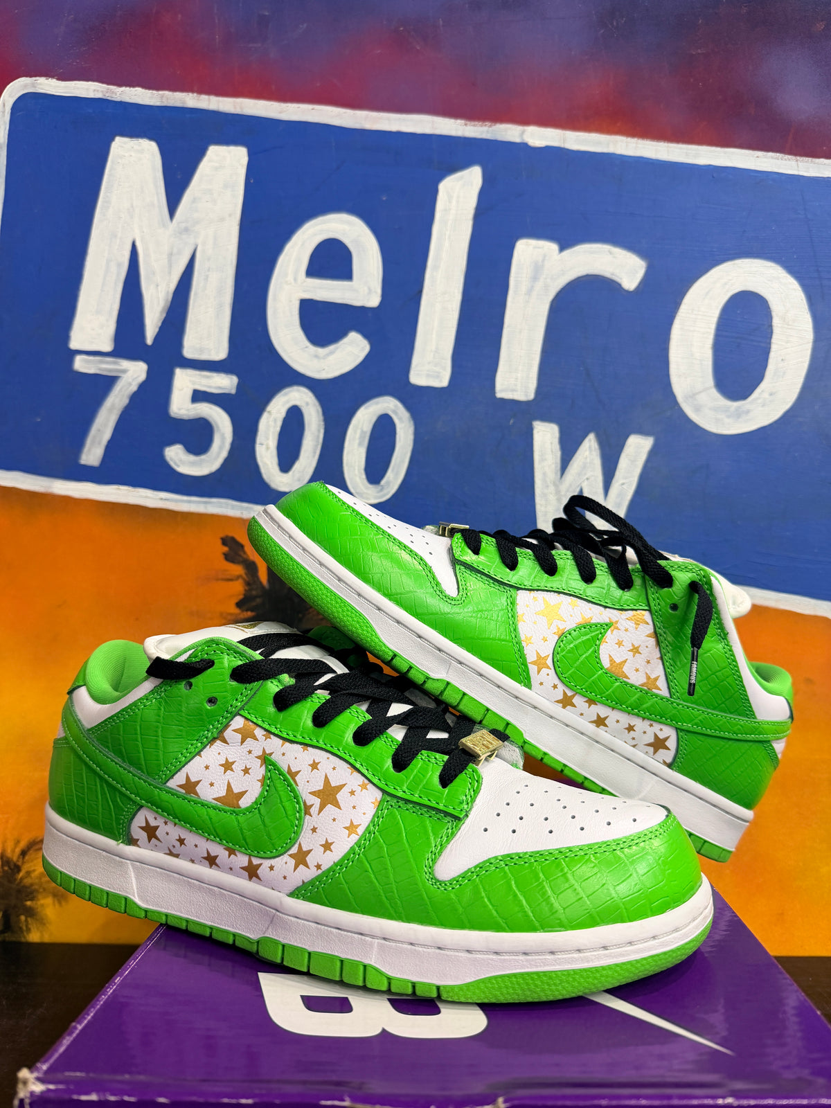 Nike SB Dunk Low Supreme Stars Mean Green (2021)