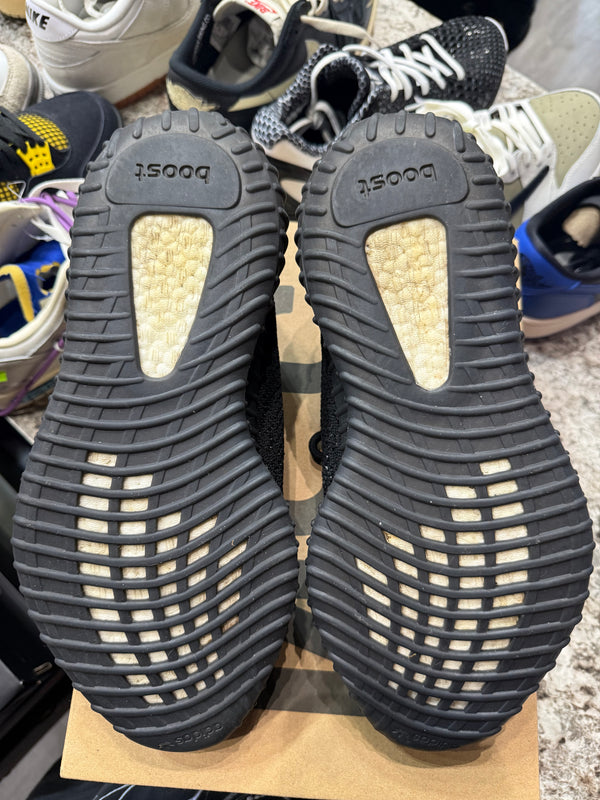 adidas Yeezy Boost 350 V2 Core Black White