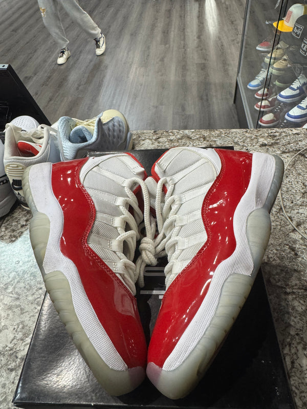 Jordan 11 Retro Cherry (2022)