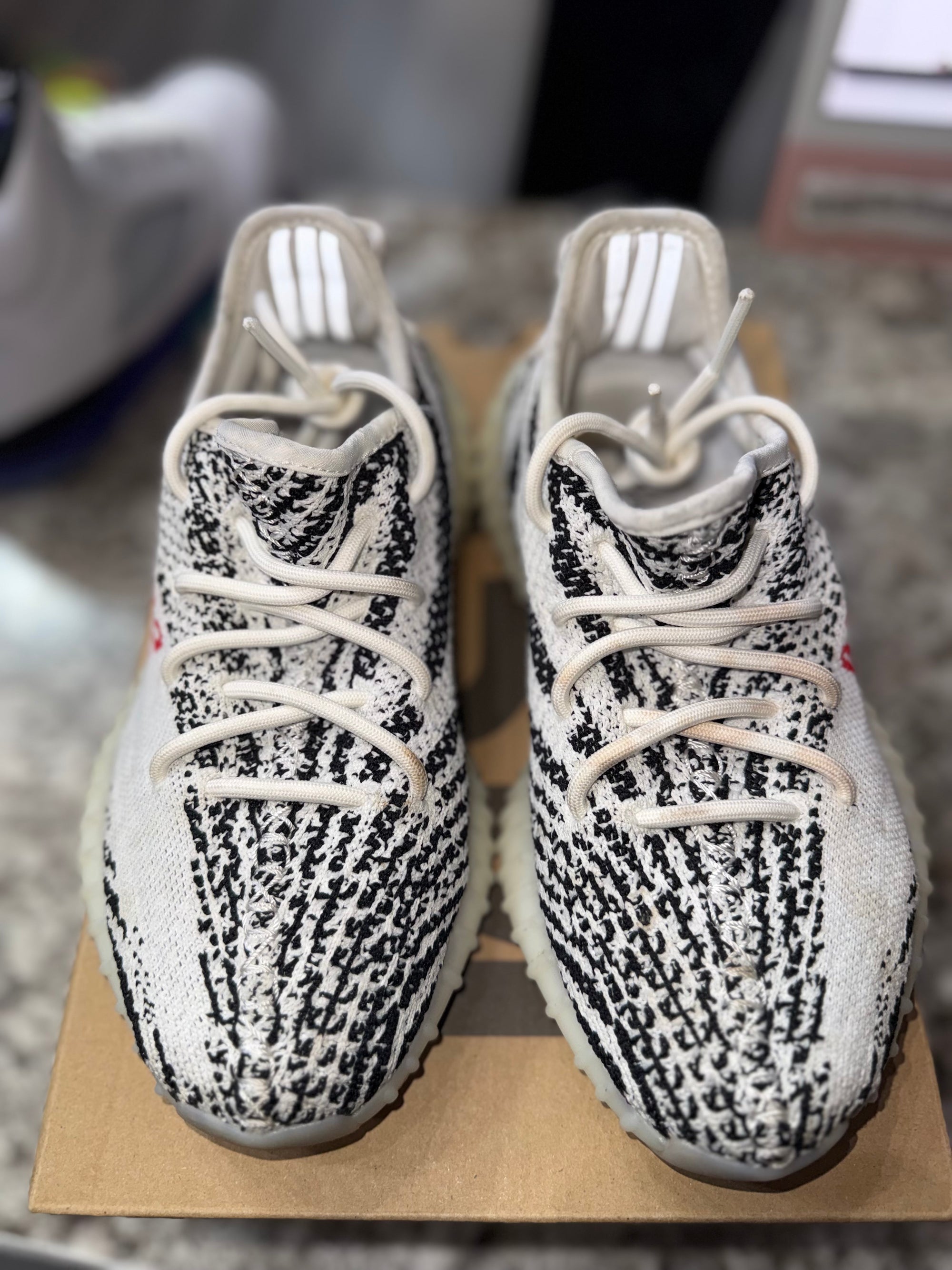 adidas Yeezy Boost 350 V2 Zebra