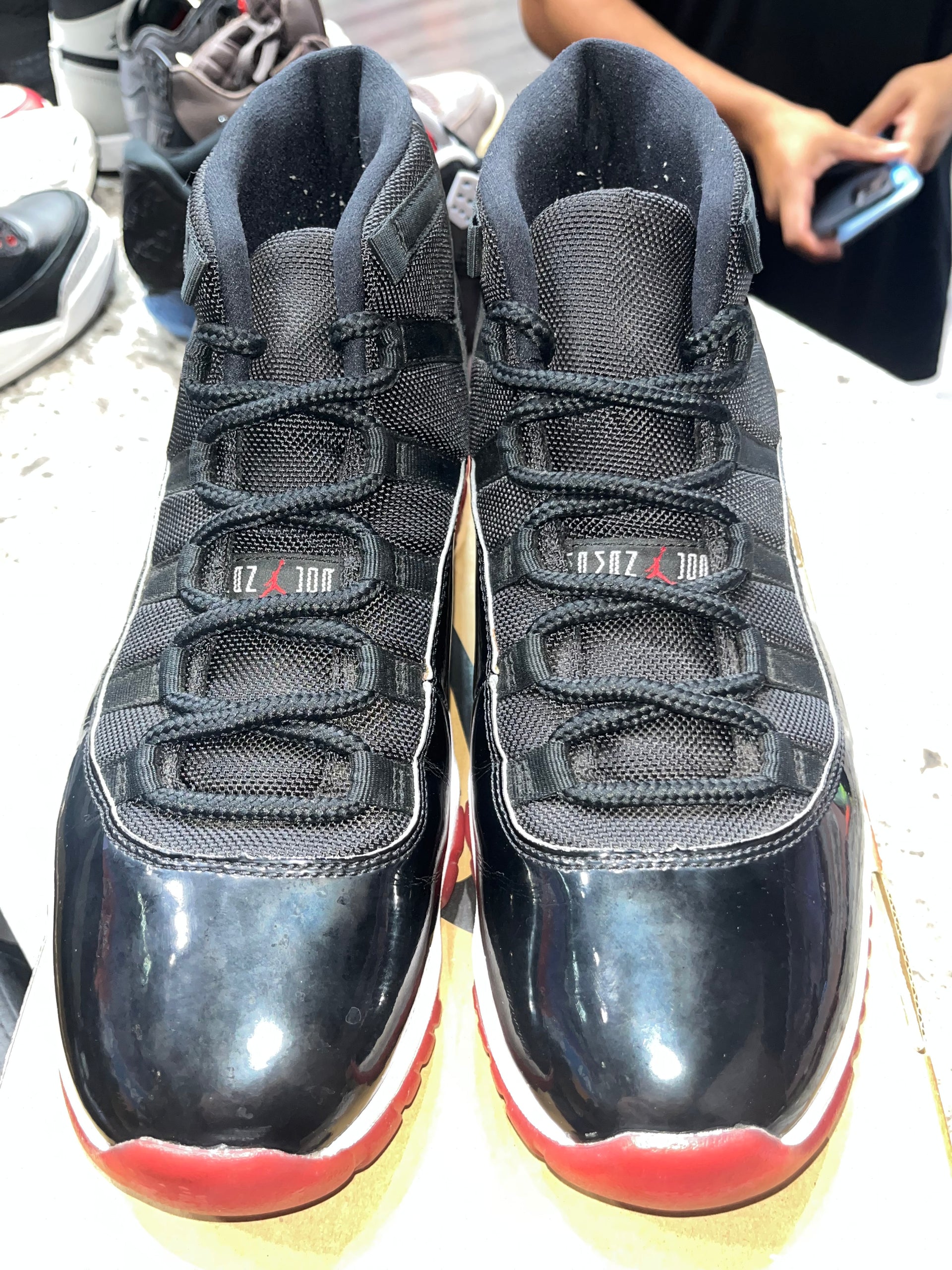 Jordan 11 Retro Playoffs Bred (2019)