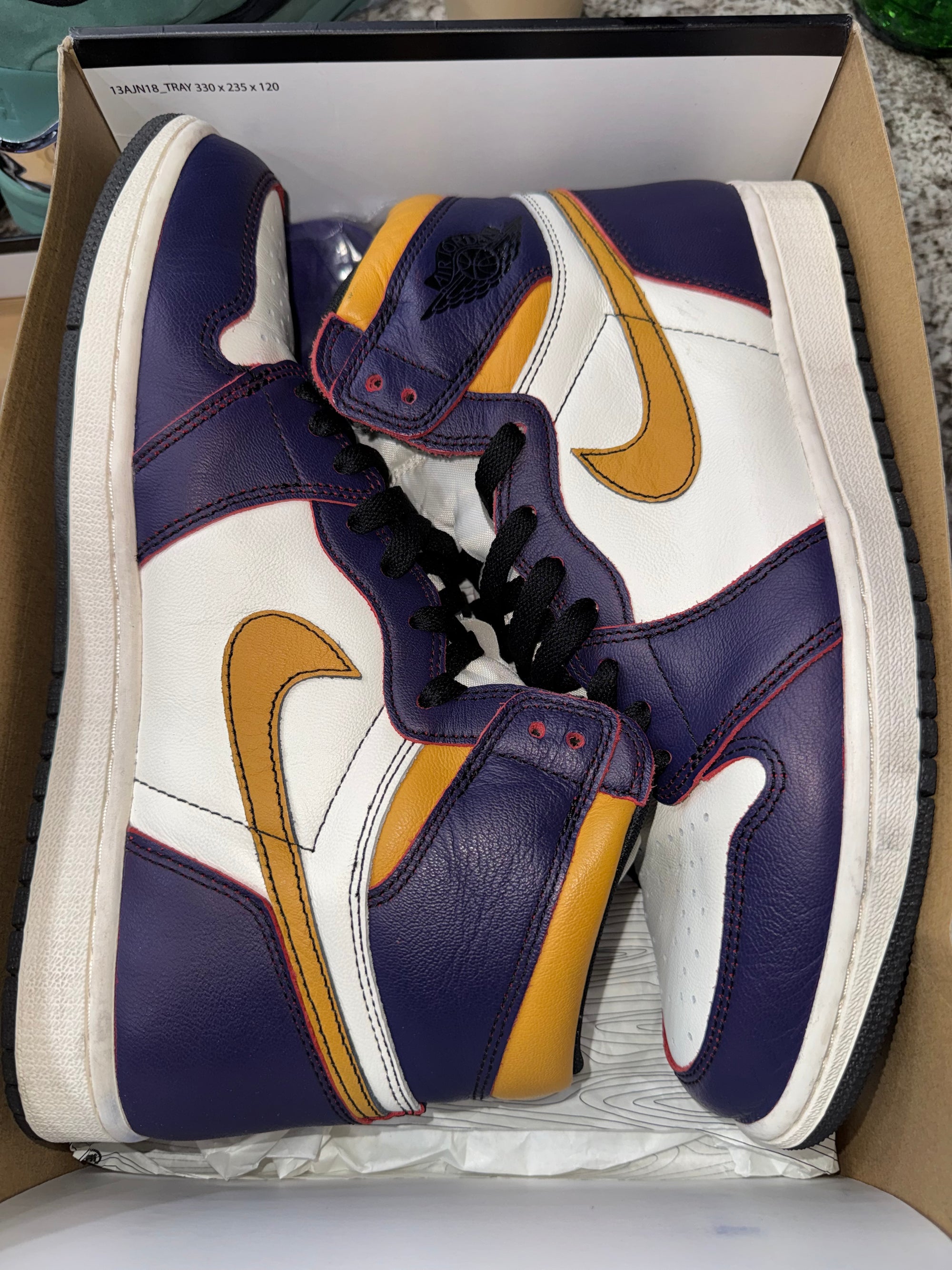 Jordan 1 Retro High OG Defiant SB LA to Chicago