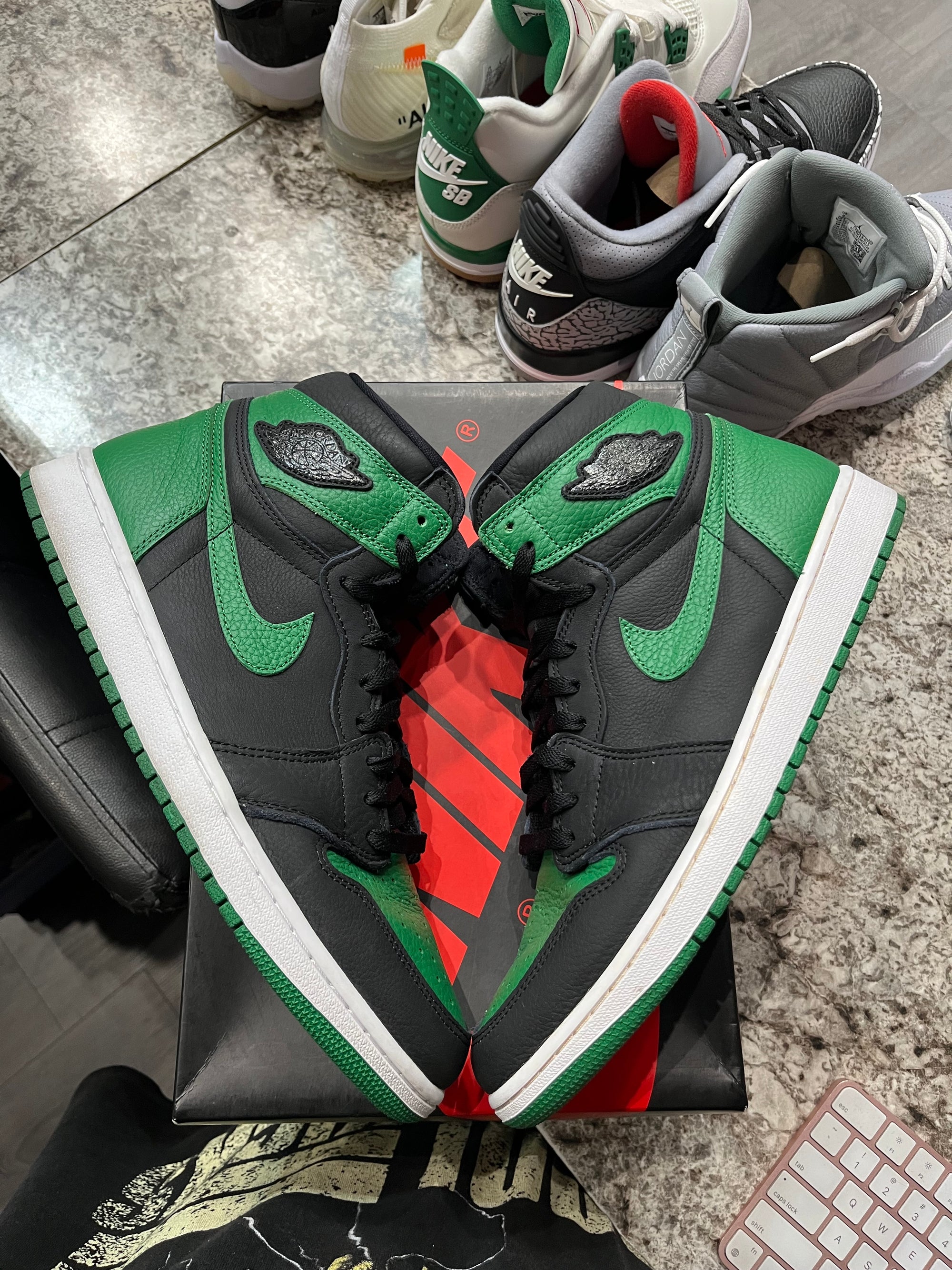 Jordan 1 Retro High Pine Green Black
