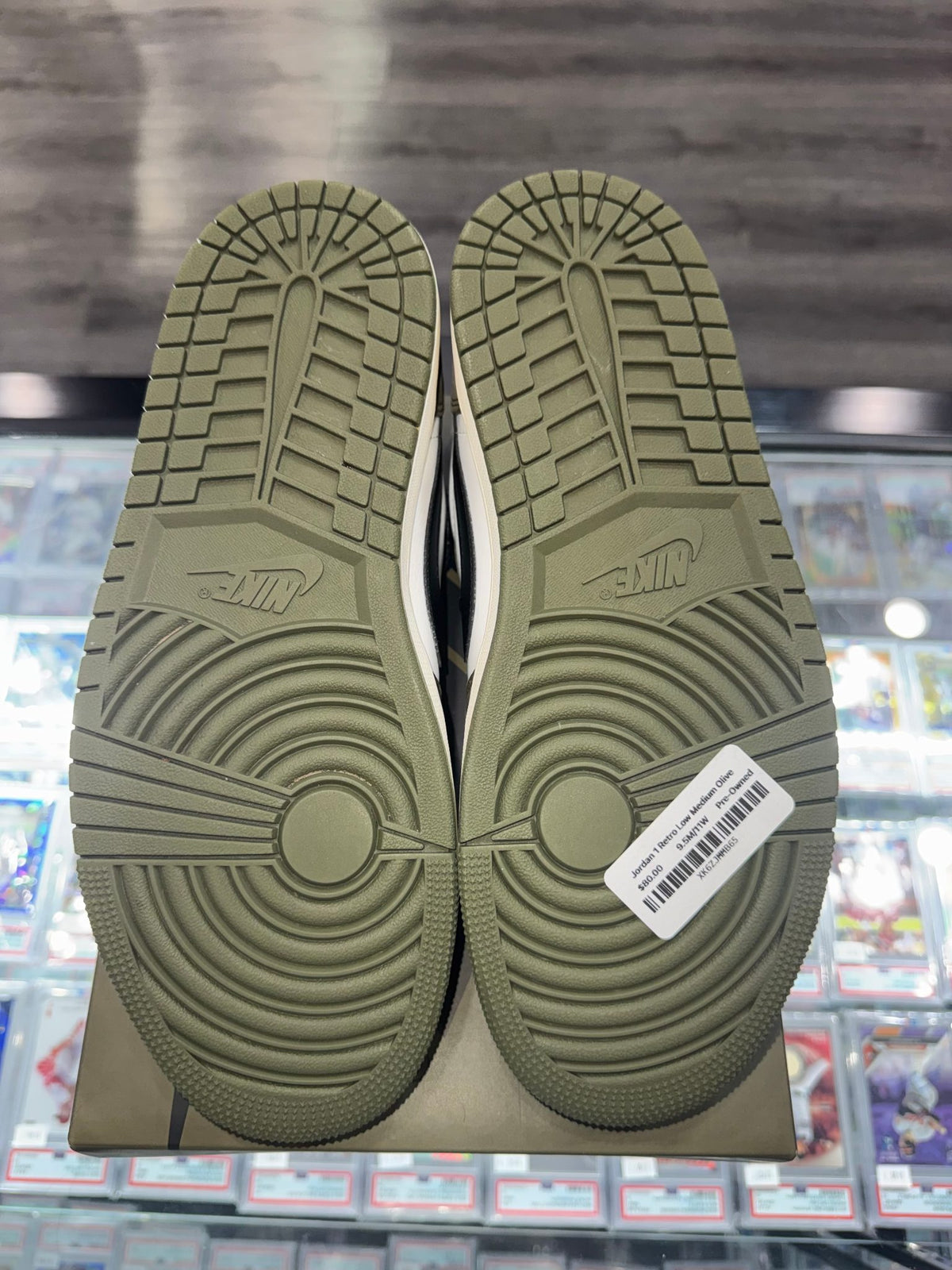 Jordan 1 Retro Low Medium Olive