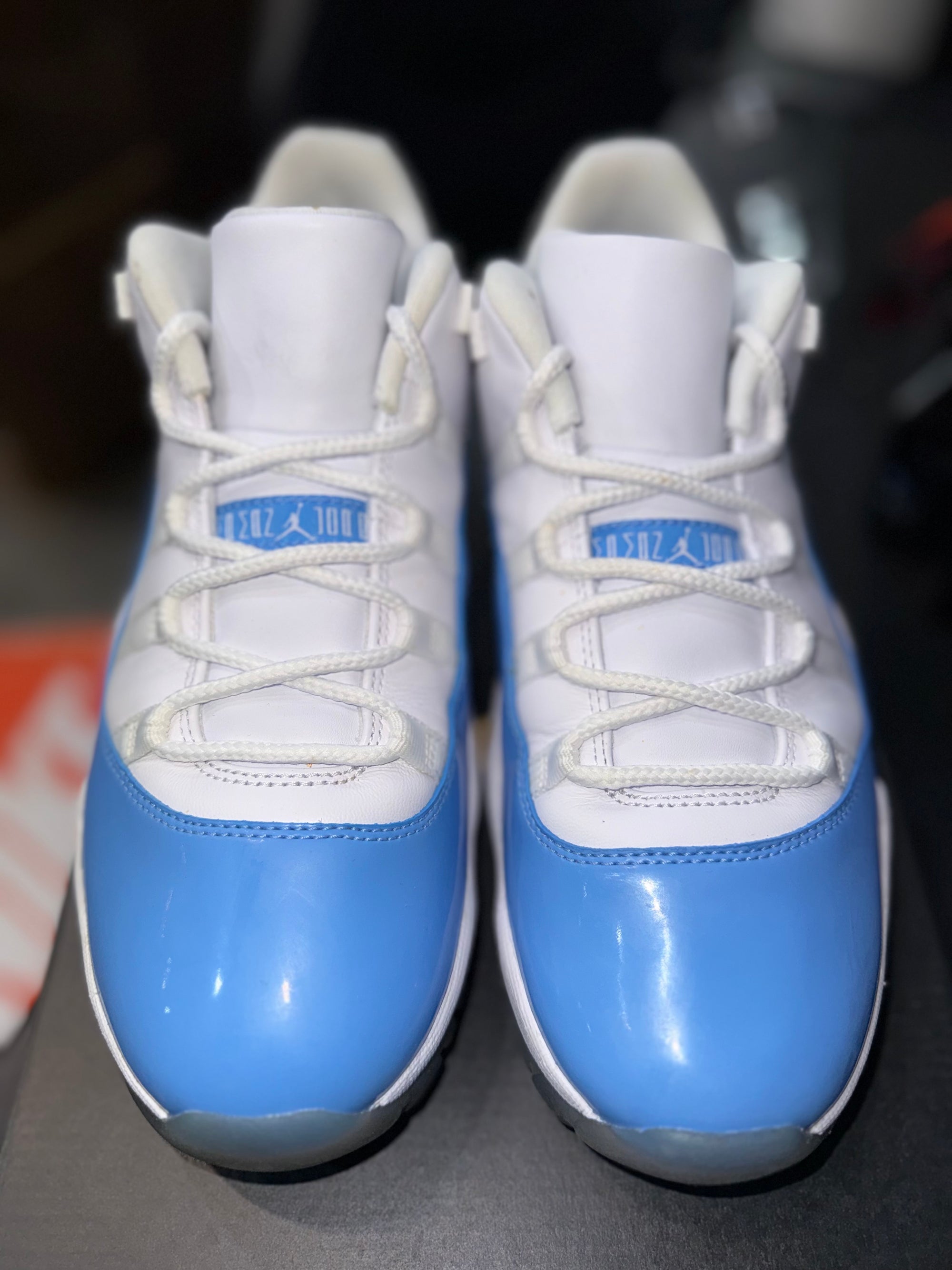 Jordan 11 Retro Low University Blue (2017)