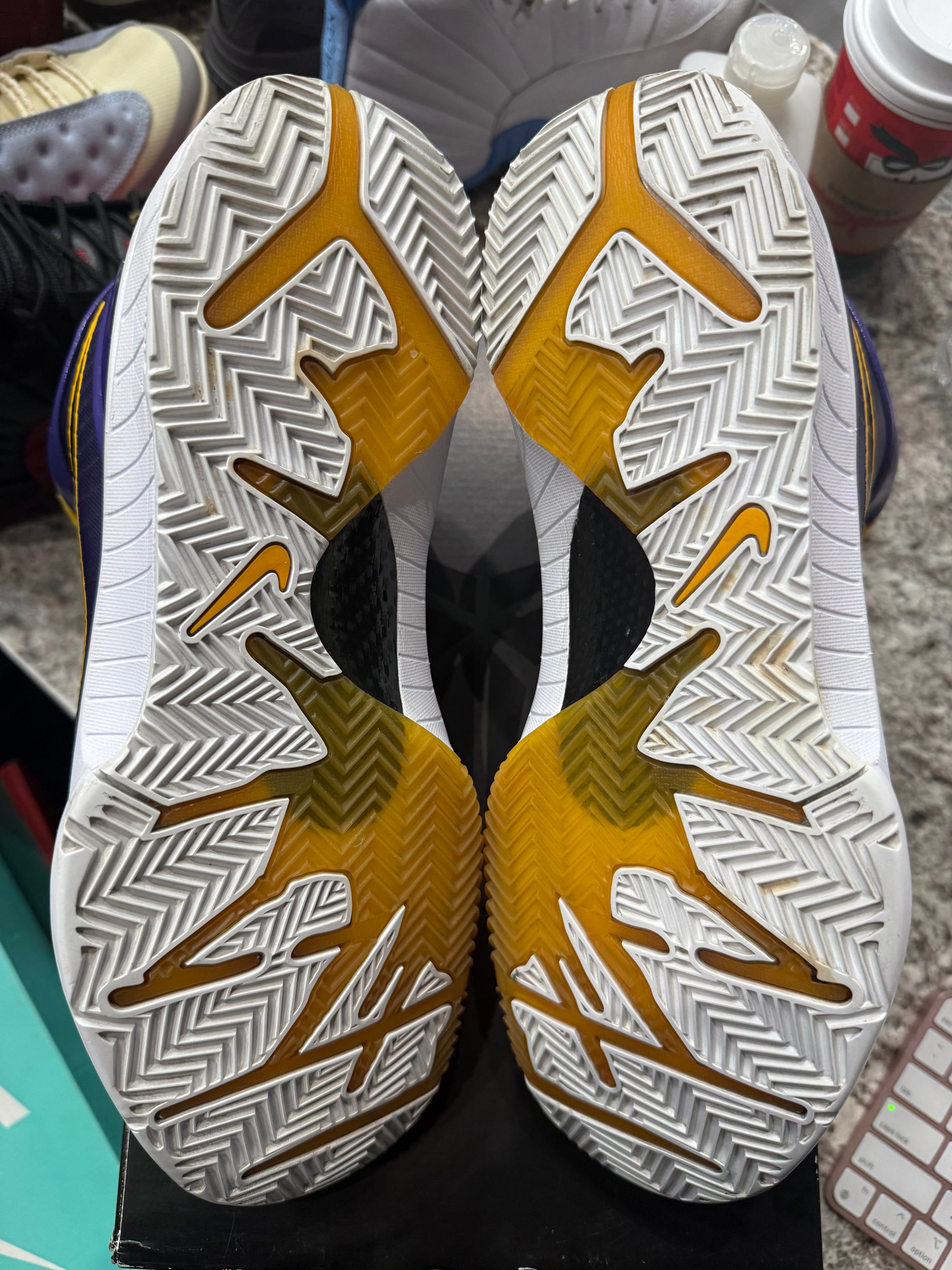 Nike Kobe 4 Protro Undefeated Los Angeles Lakers