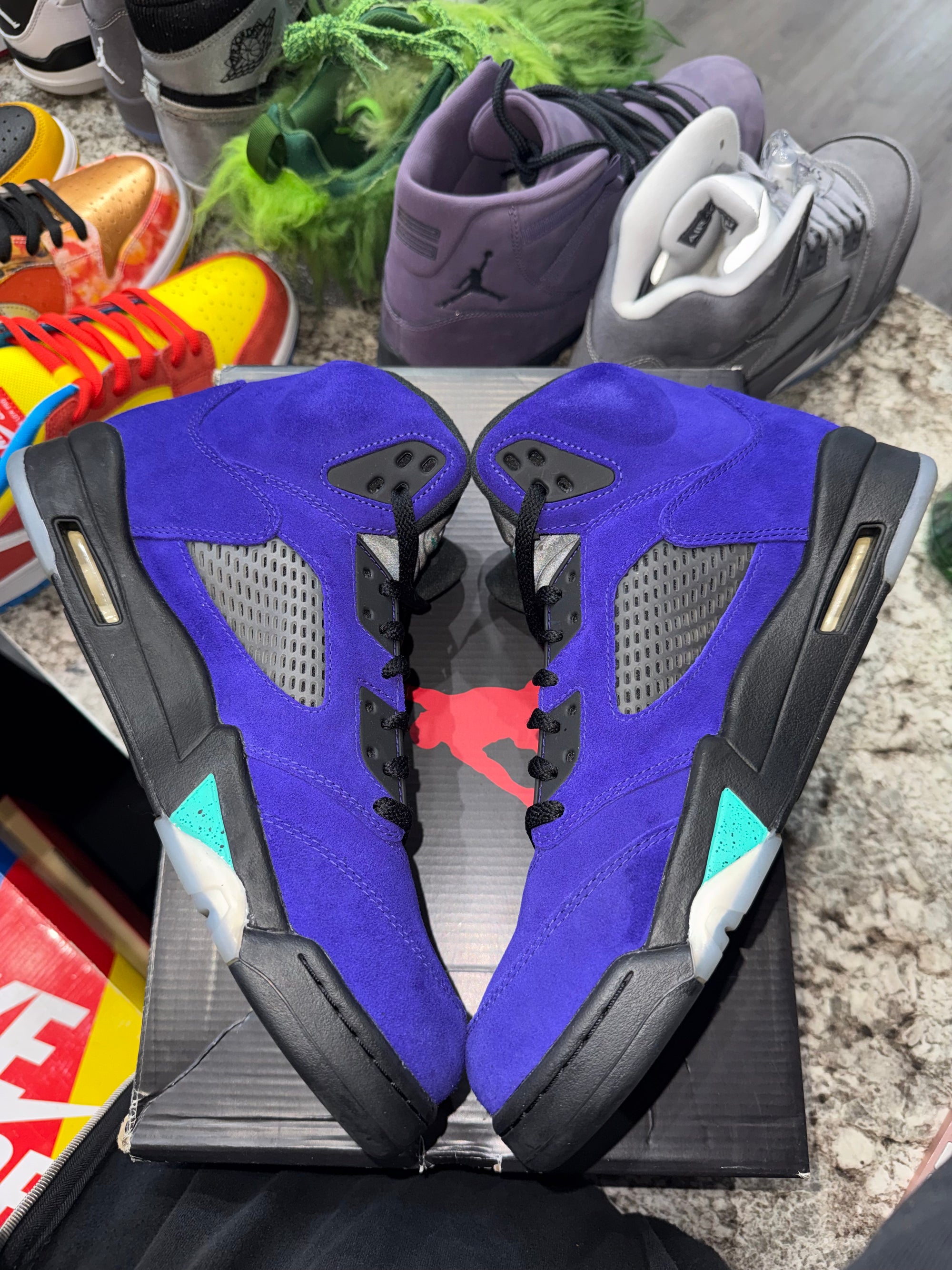 Jordan 5 Retro Alternate Grape