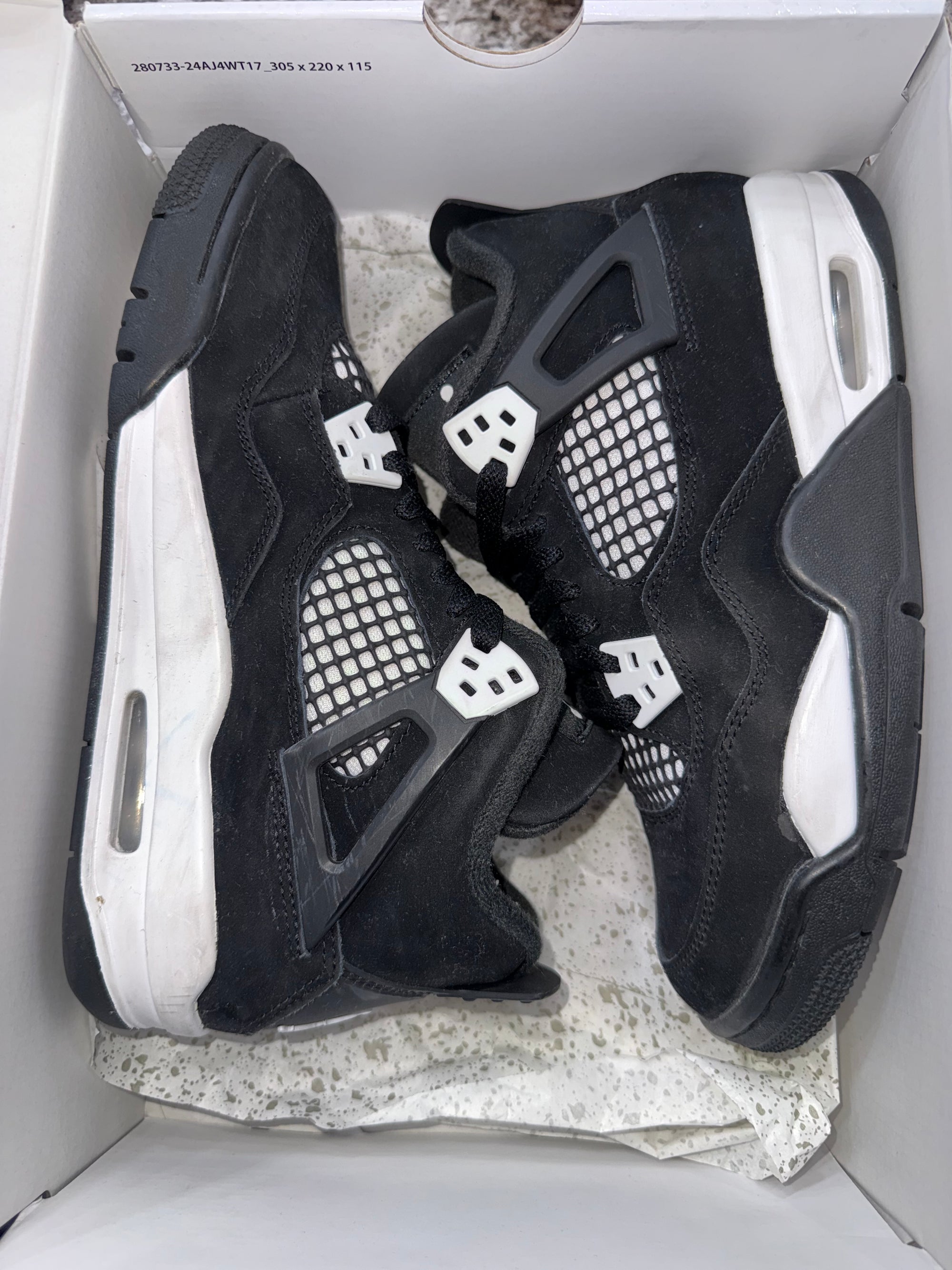 Jordan 4 Retro White Thunder