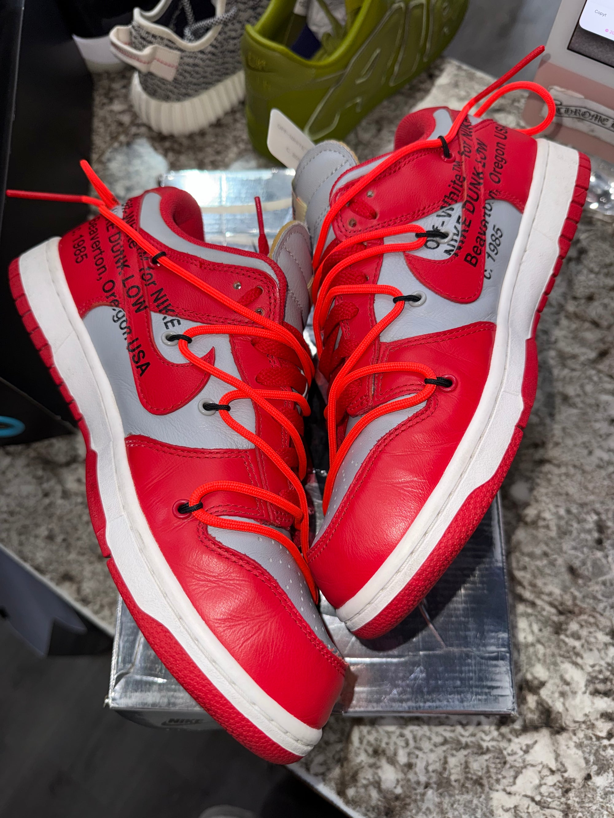 Nike Dunk Low Off-White University Red