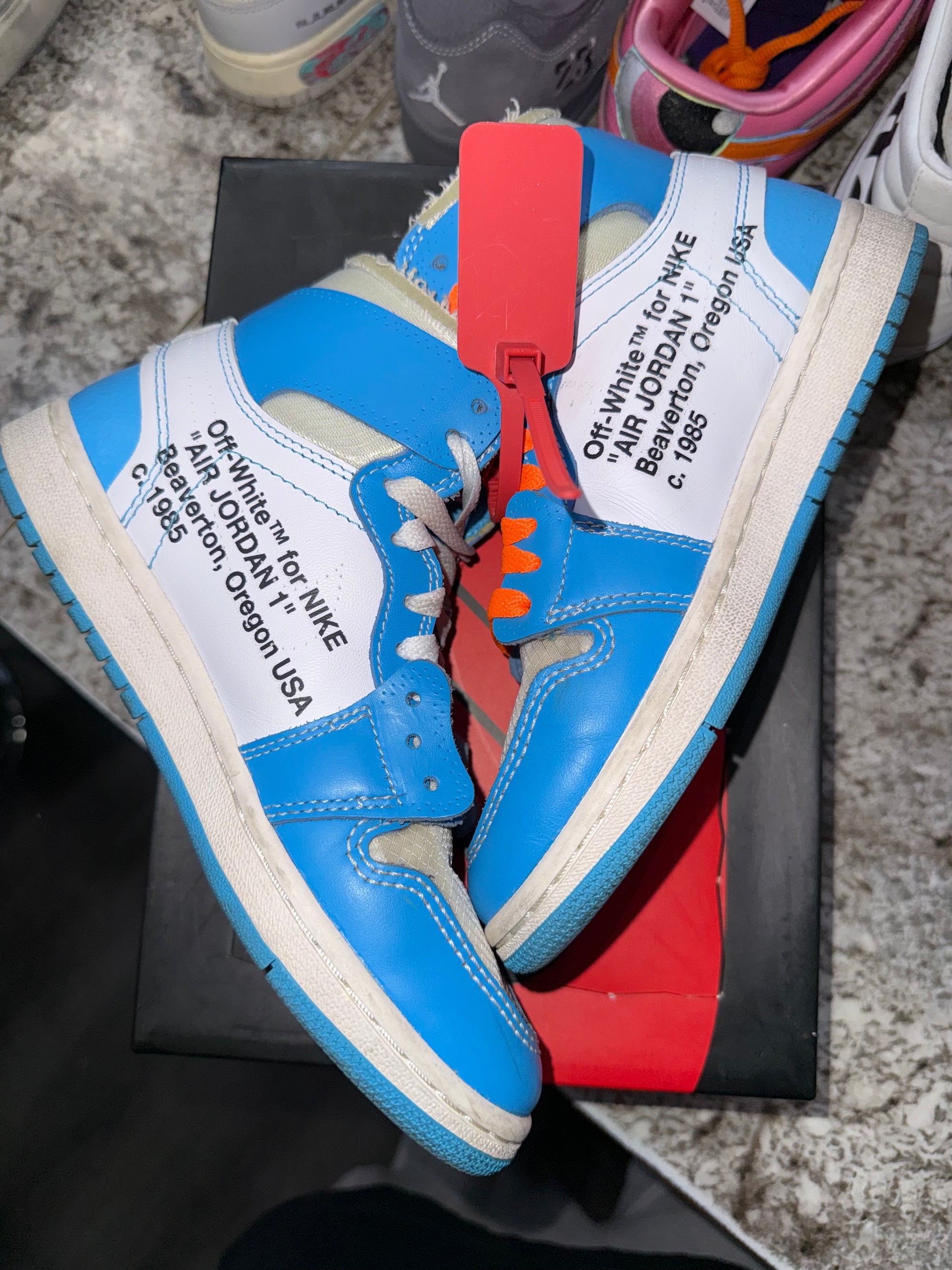 Jordan 1 Retro High Off-White University Blue